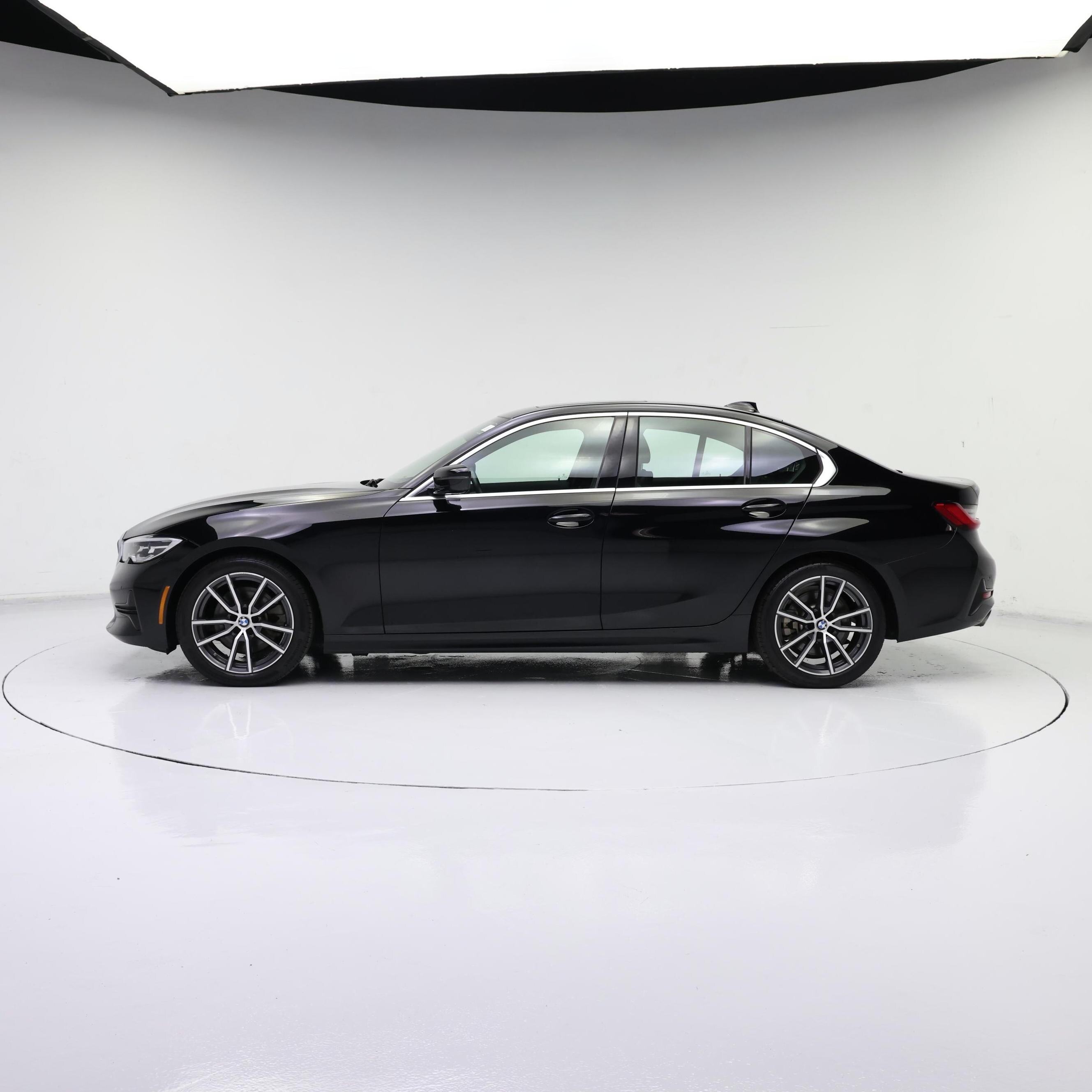 Thumbnail: 2020 BMW 3 Series - 3