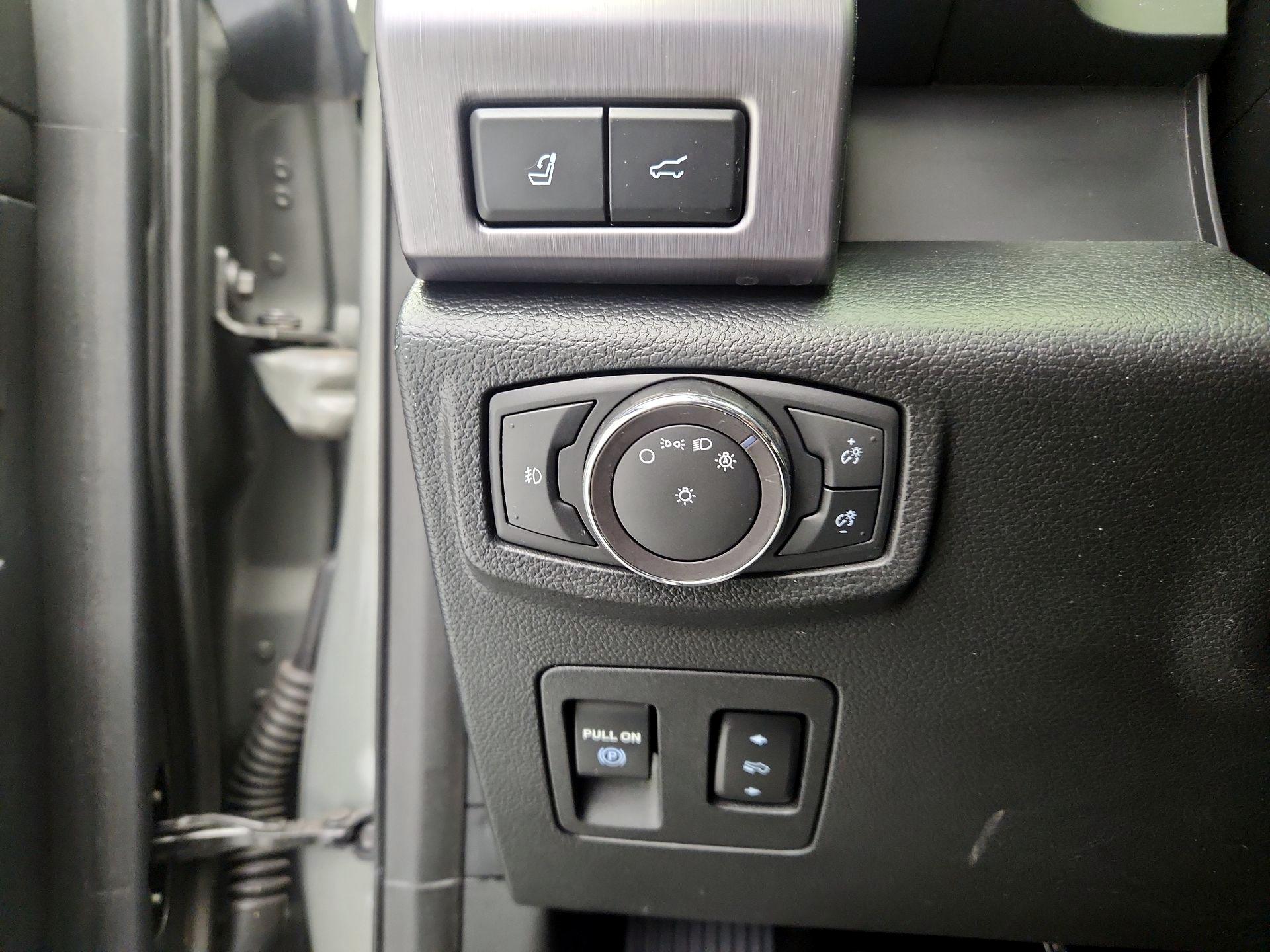 Thumbnail: 2019 Ford Expedition - 13