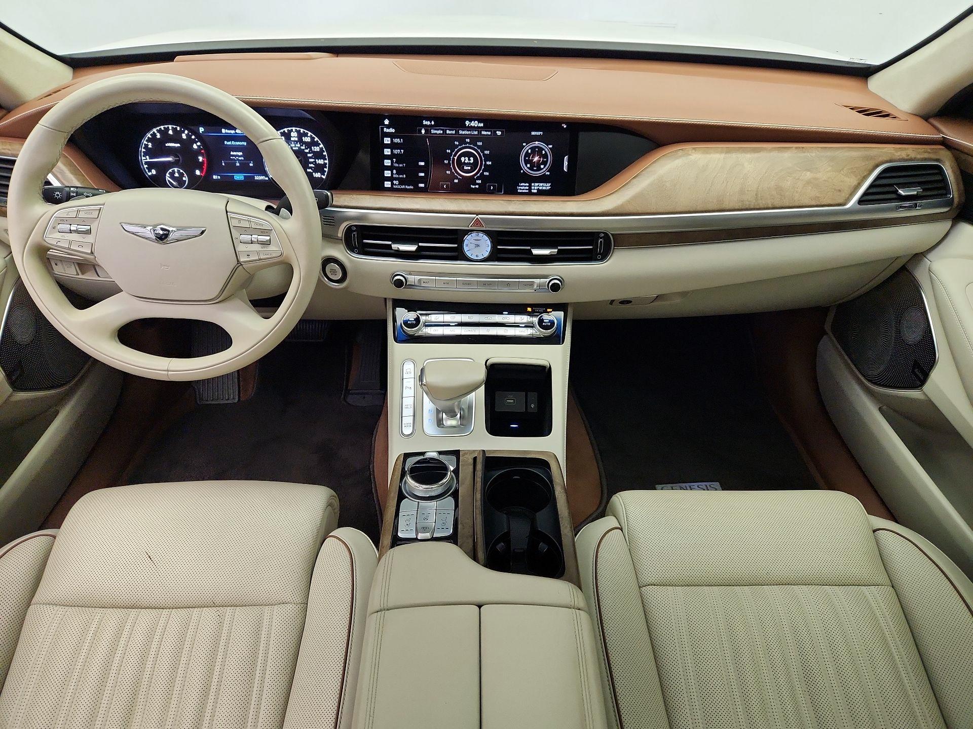Thumbnail: 2020 Genesis G90 - 9