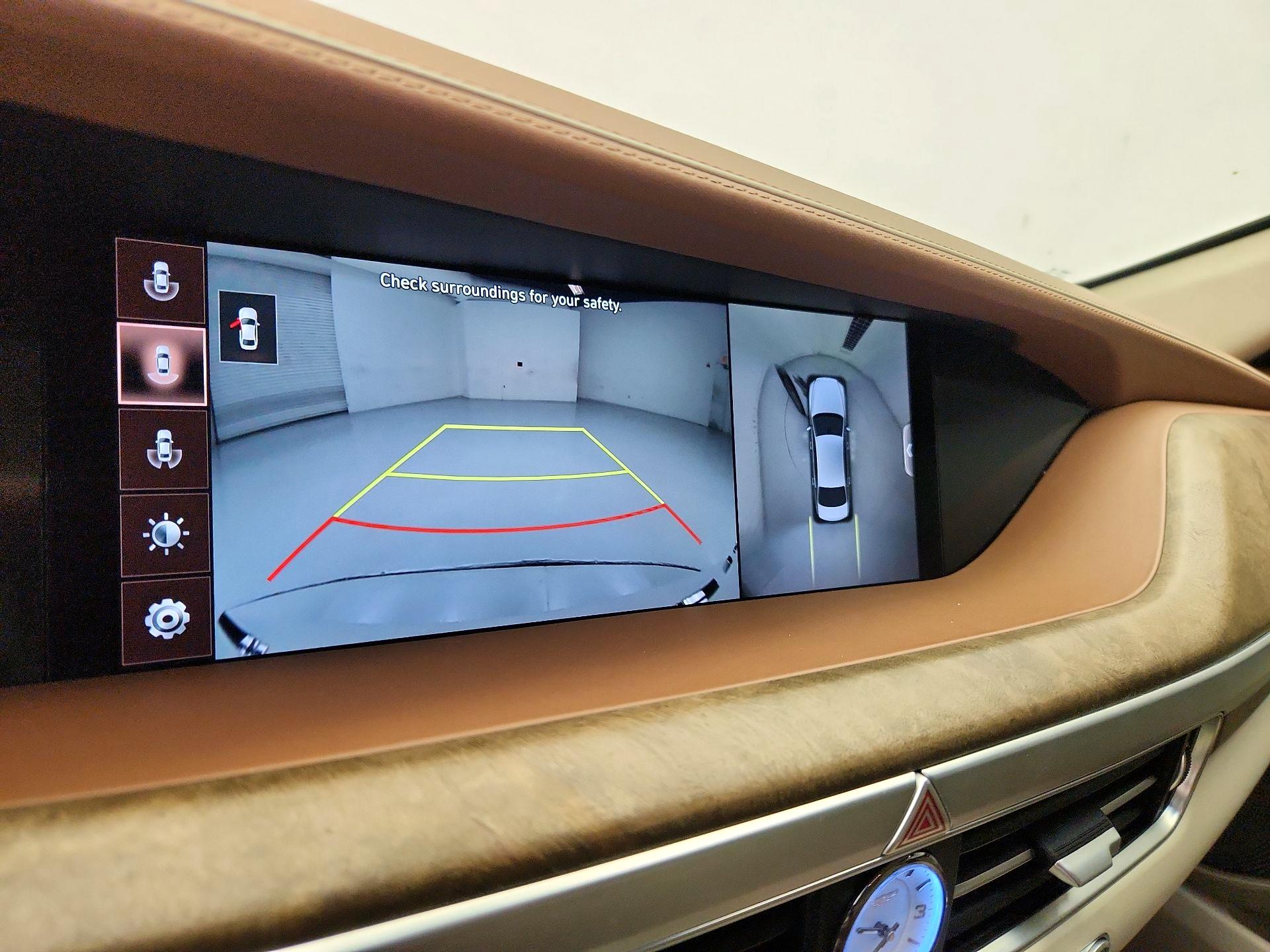 Thumbnail: 2020 Genesis G90 - 15