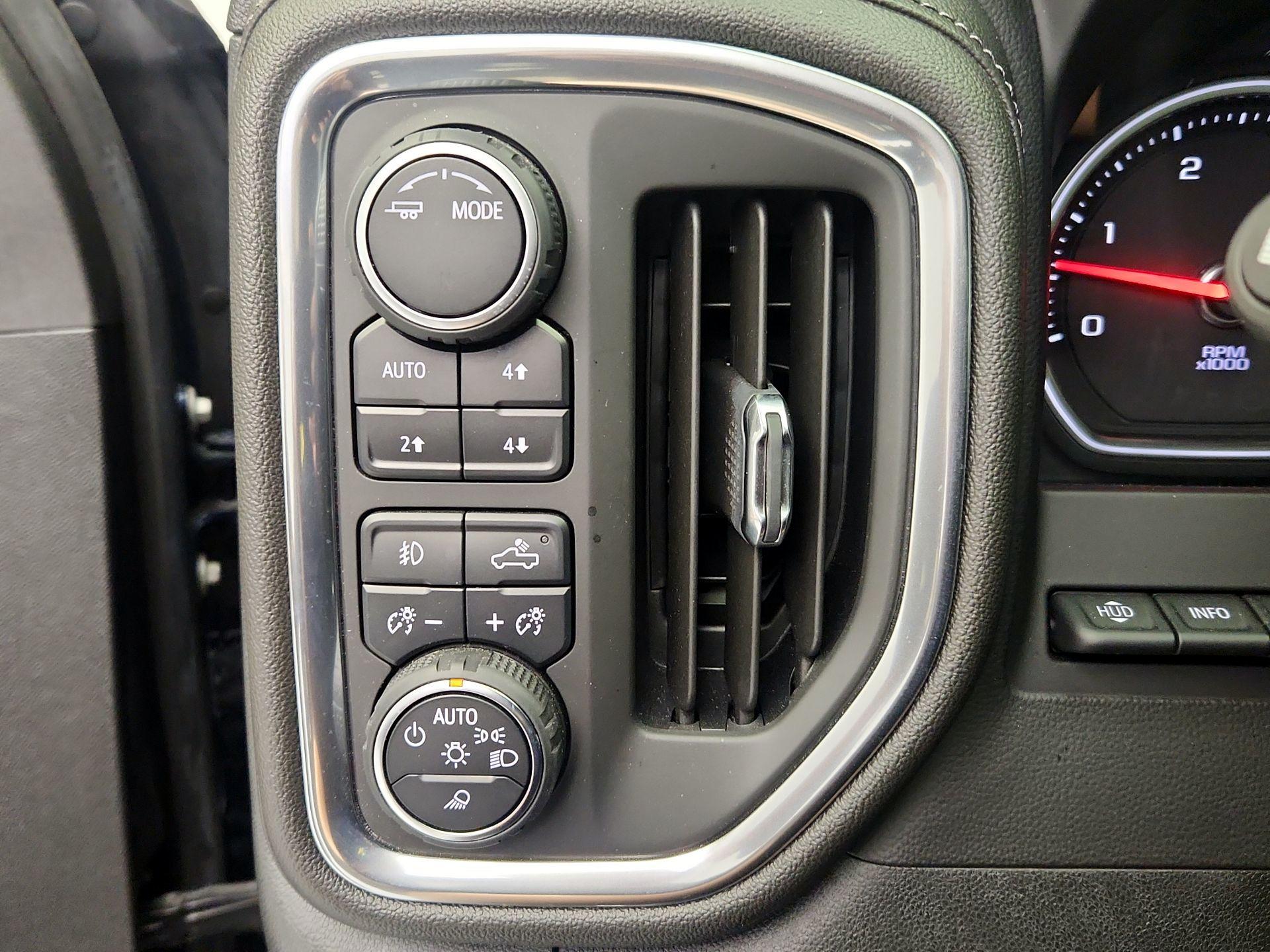 Thumbnail: 2020 Chevrolet Silverado 2500 - 13