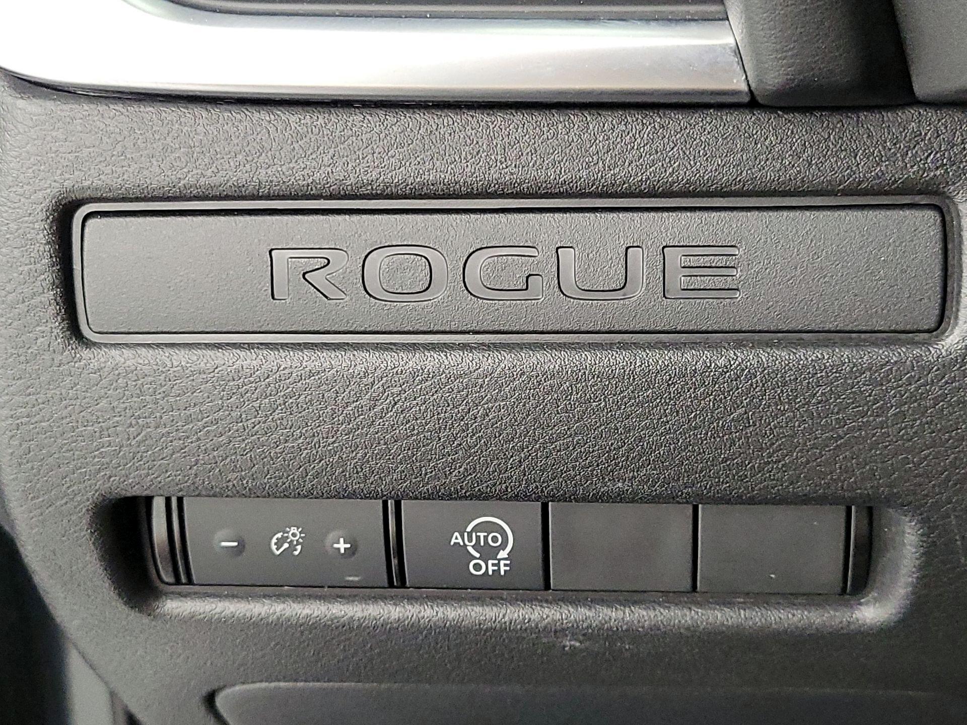 Thumbnail: 2023 Nissan Rogue - 13
