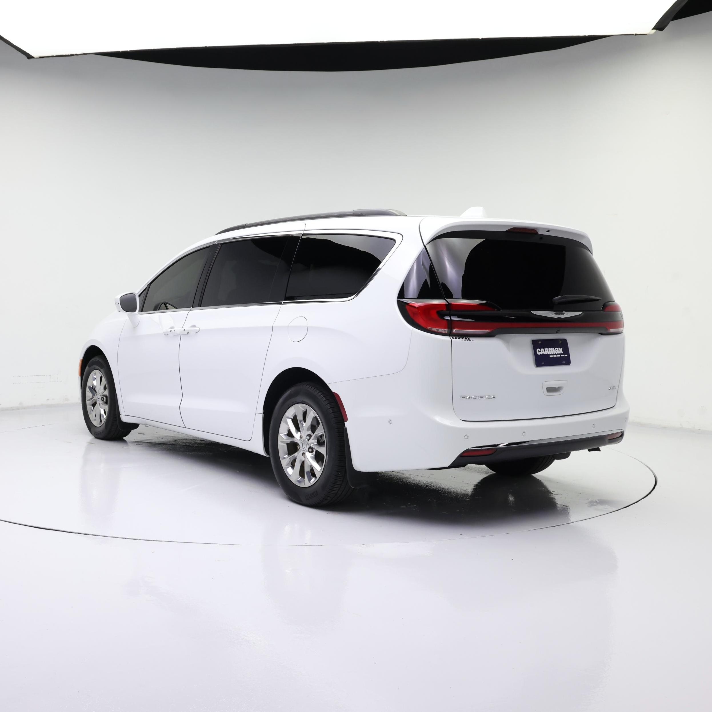 Thumbnail: 2022 Chrysler Pacifica - 2