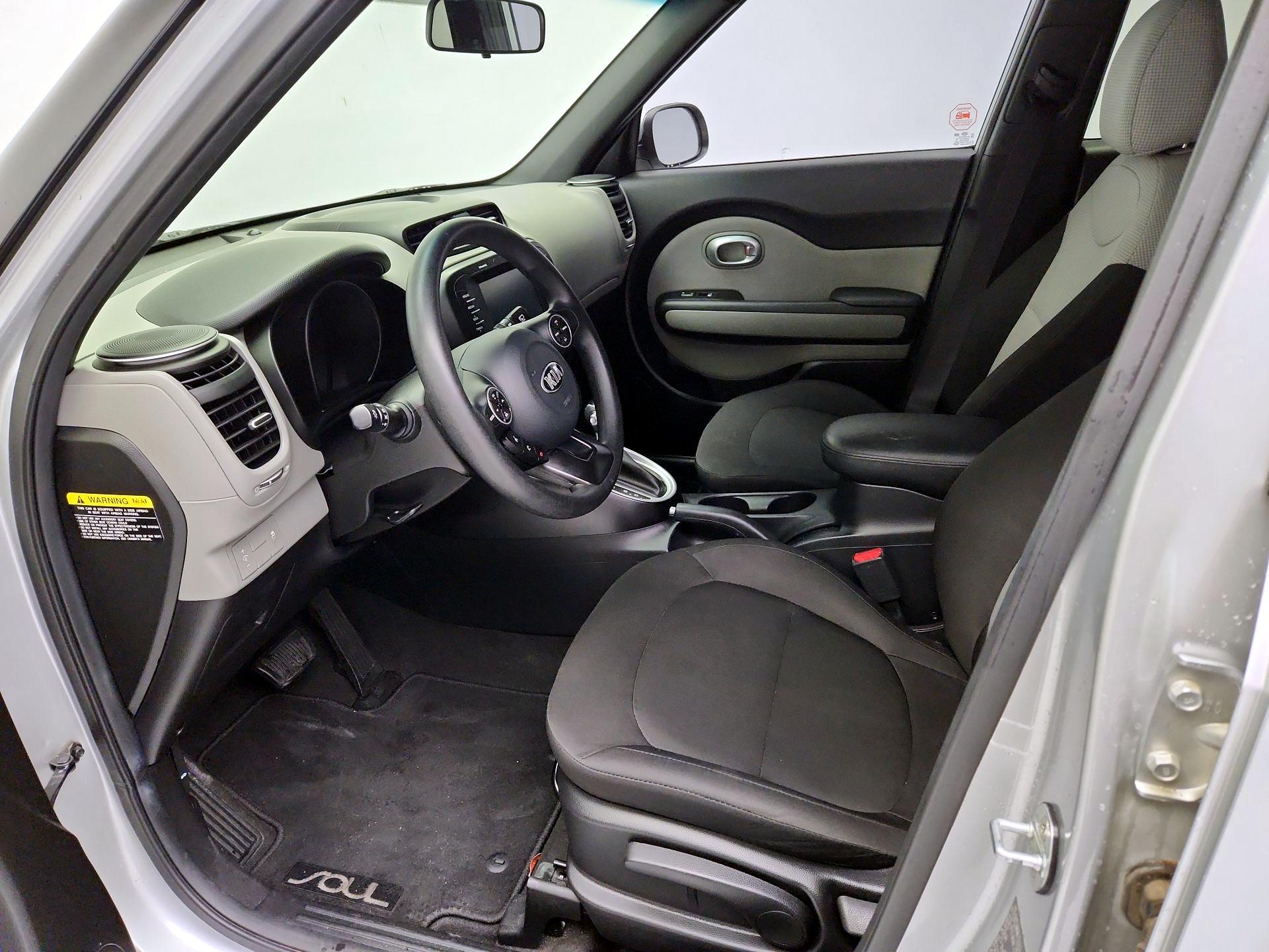 Thumbnail: 2018 Kia Soul - 11