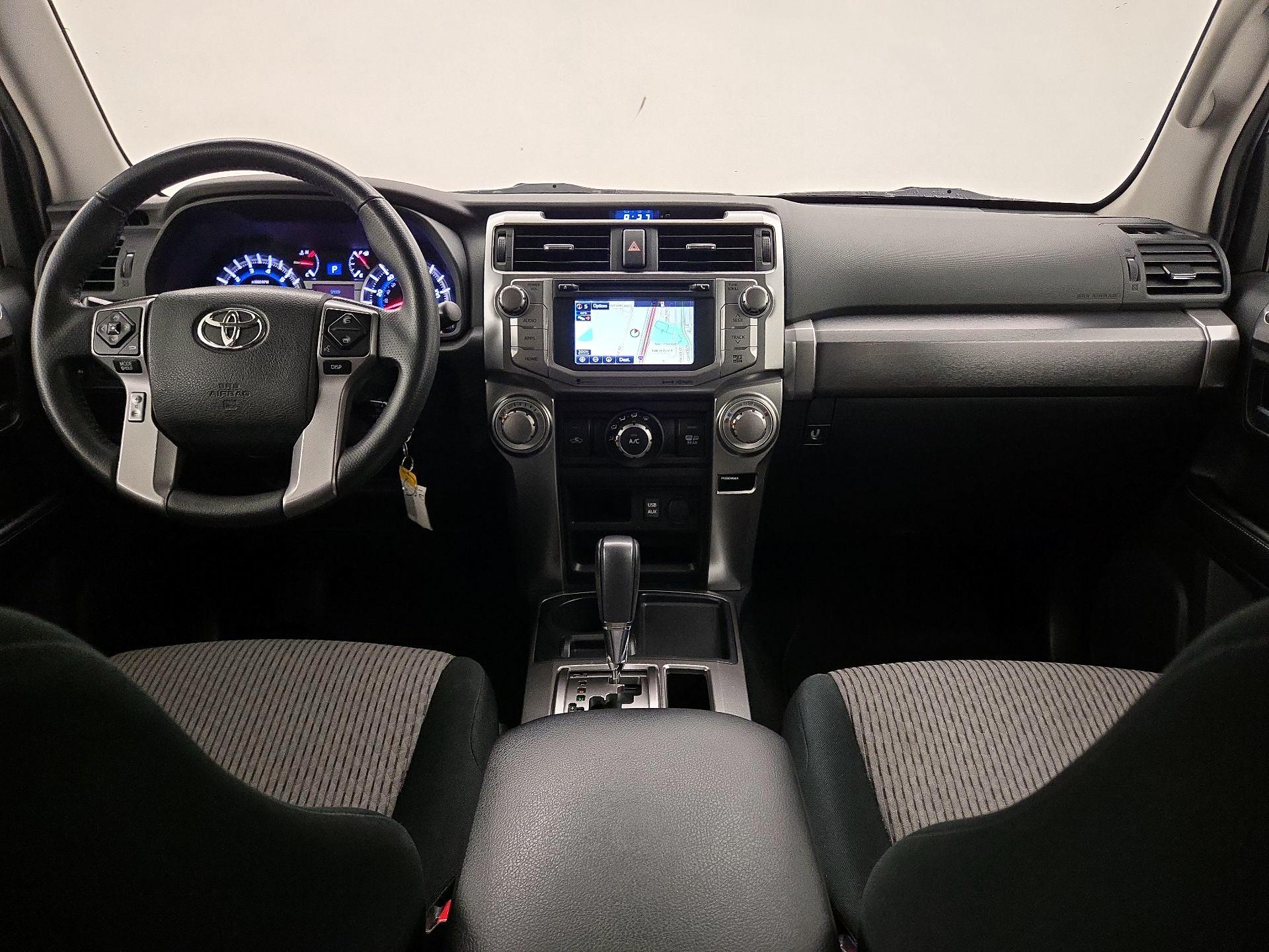 Thumbnail: 2016 Toyota 4Runner - 9