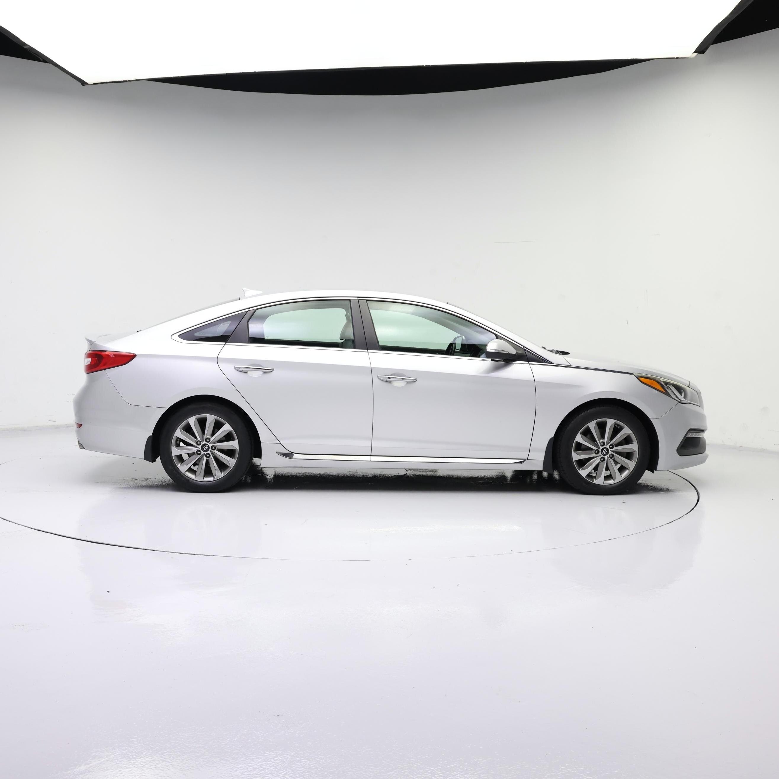 Thumbnail: 2015 Hyundai Sonata - 7