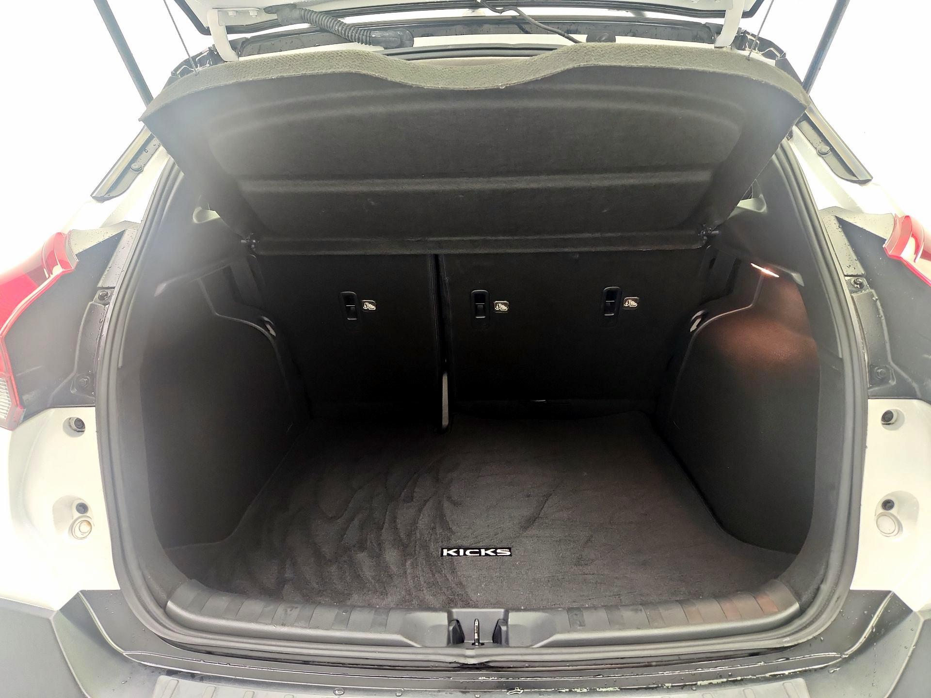 Thumbnail: 2018 Nissan Kicks - 20