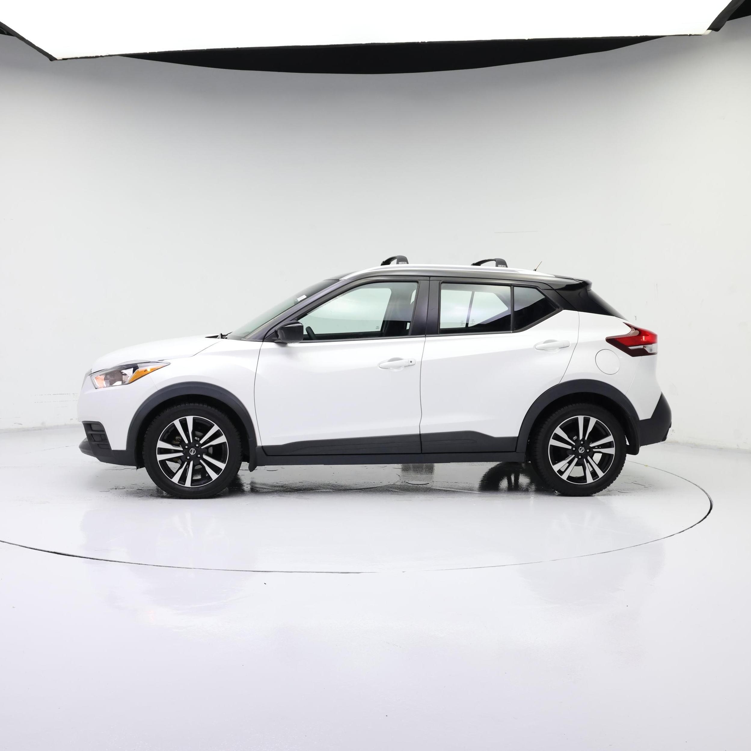 Thumbnail: 2018 Nissan Kicks - 3