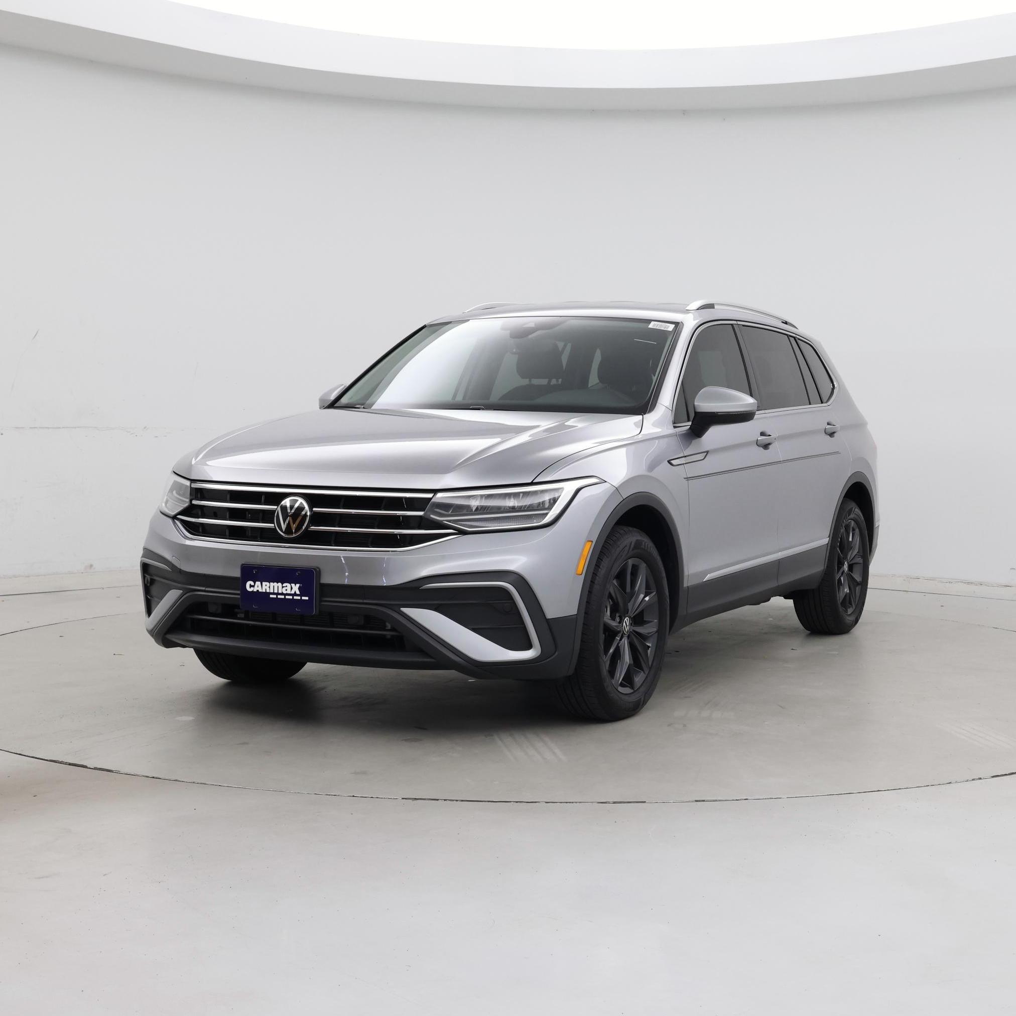 Thumbnail: 2024 Volkswagen Tiguan - 4