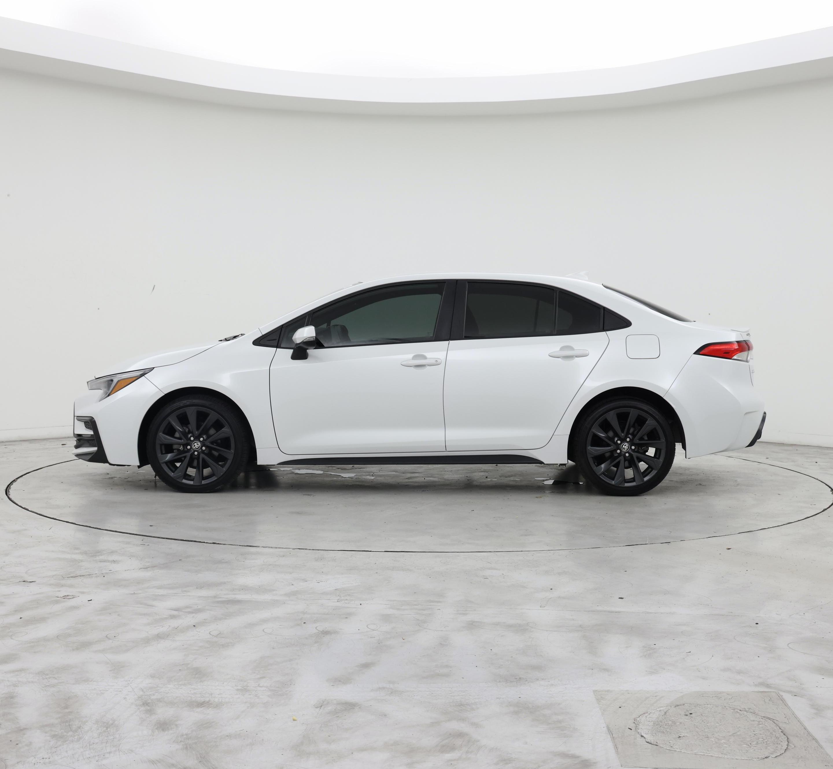 Thumbnail: 2024 Toyota Corolla - 3