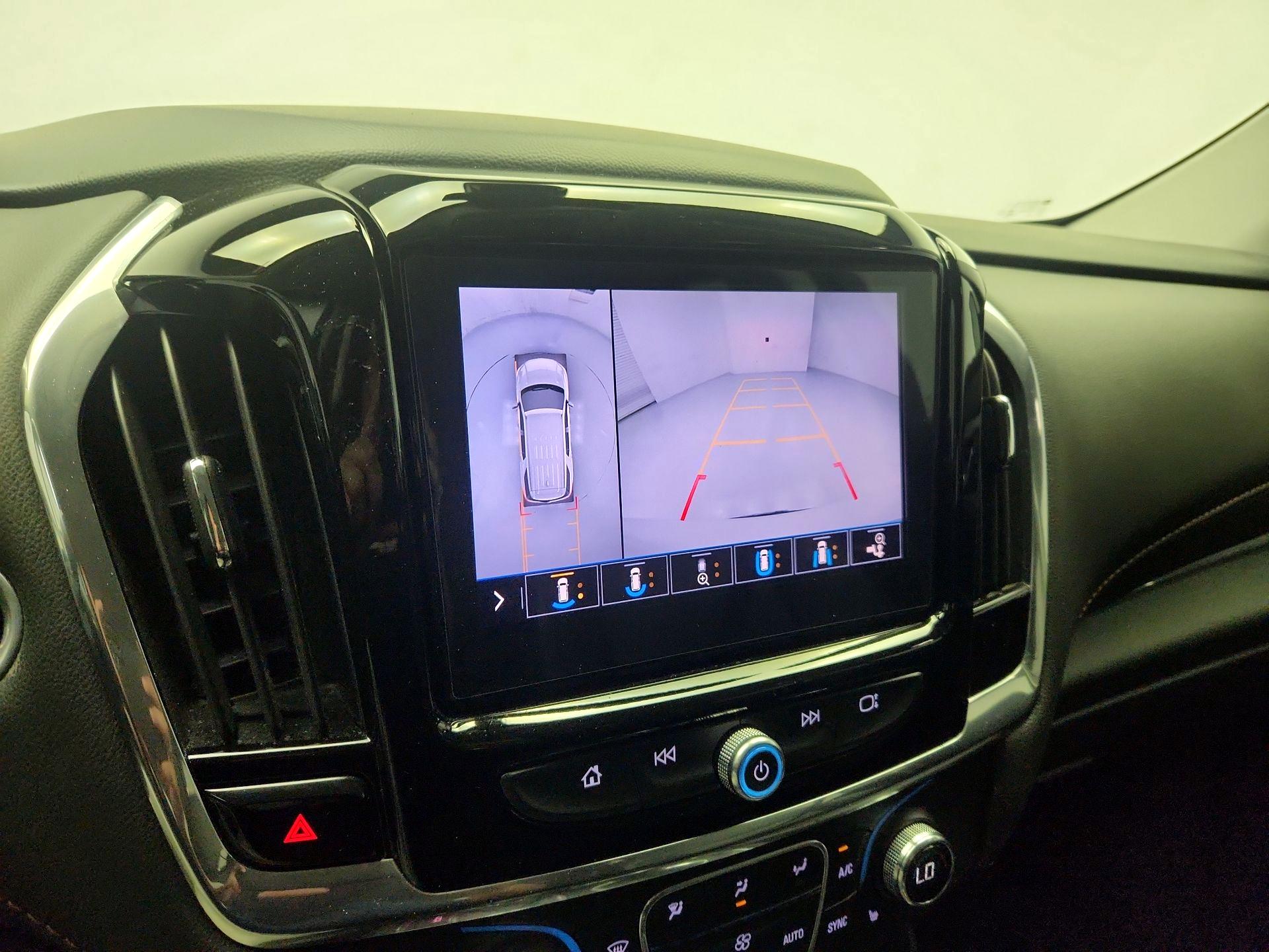 Thumbnail: 2020 Chevrolet Traverse - 15