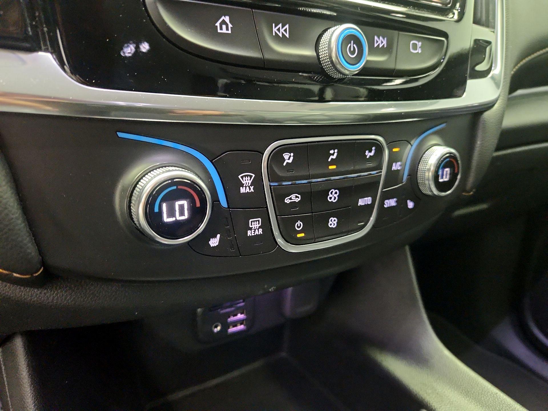 Thumbnail: 2020 Chevrolet Traverse - 17