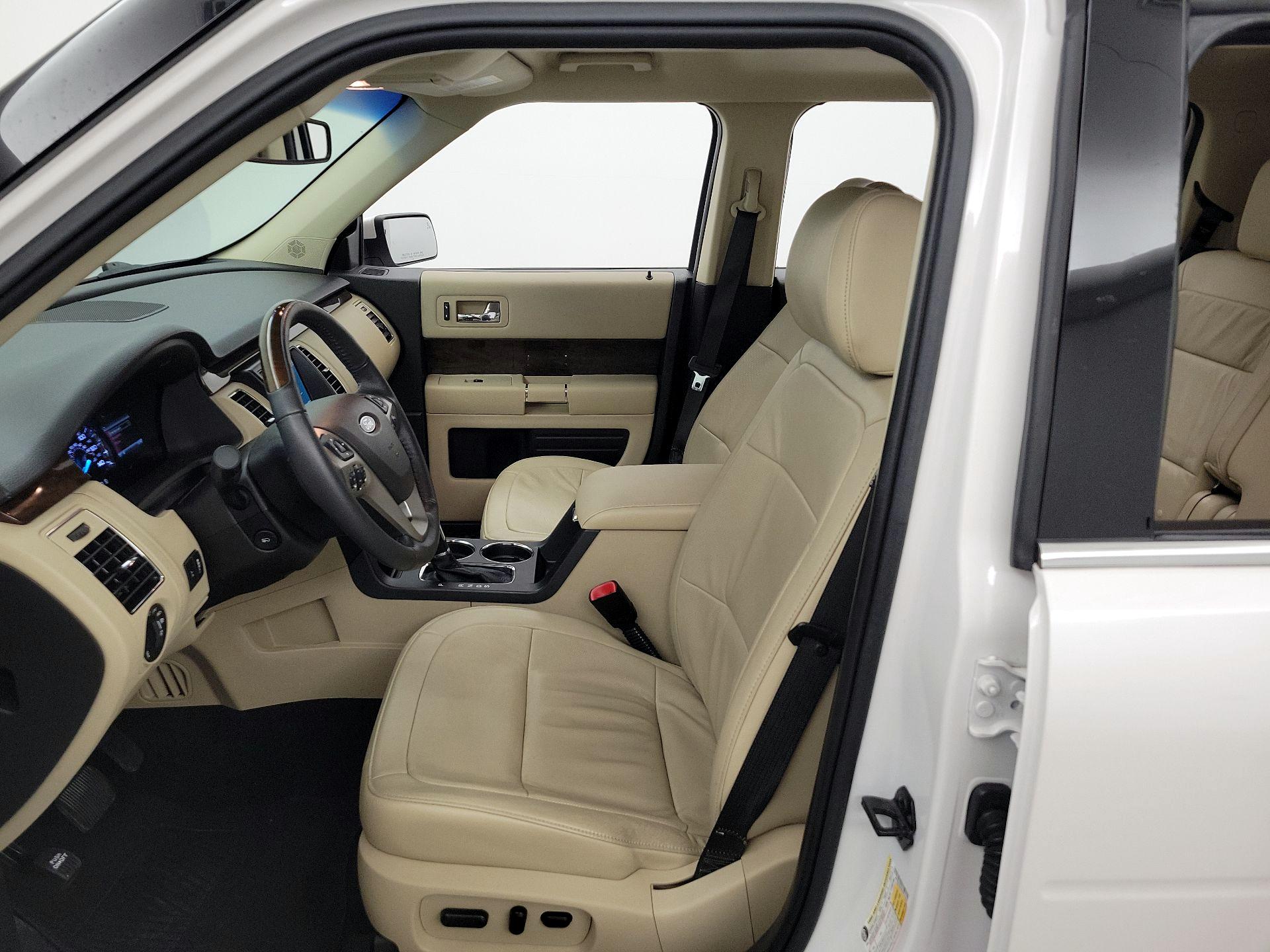 Thumbnail: 2019 Ford Flex - 11