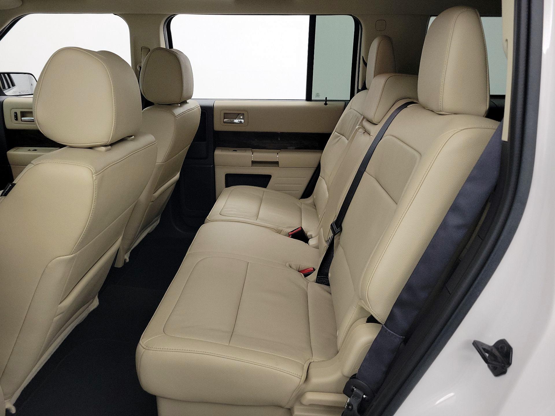 Thumbnail: 2019 Ford Flex - 20