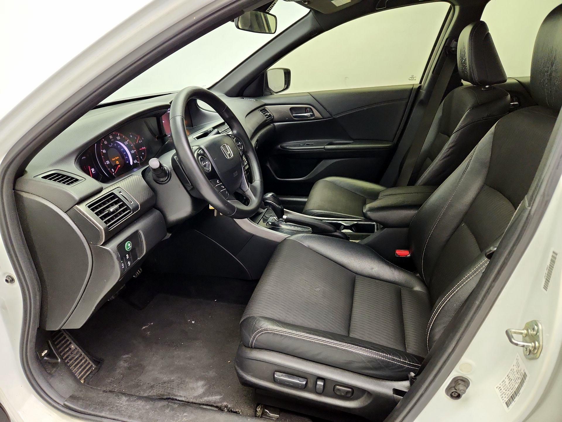 Thumbnail: 2017 Honda Accord - 11