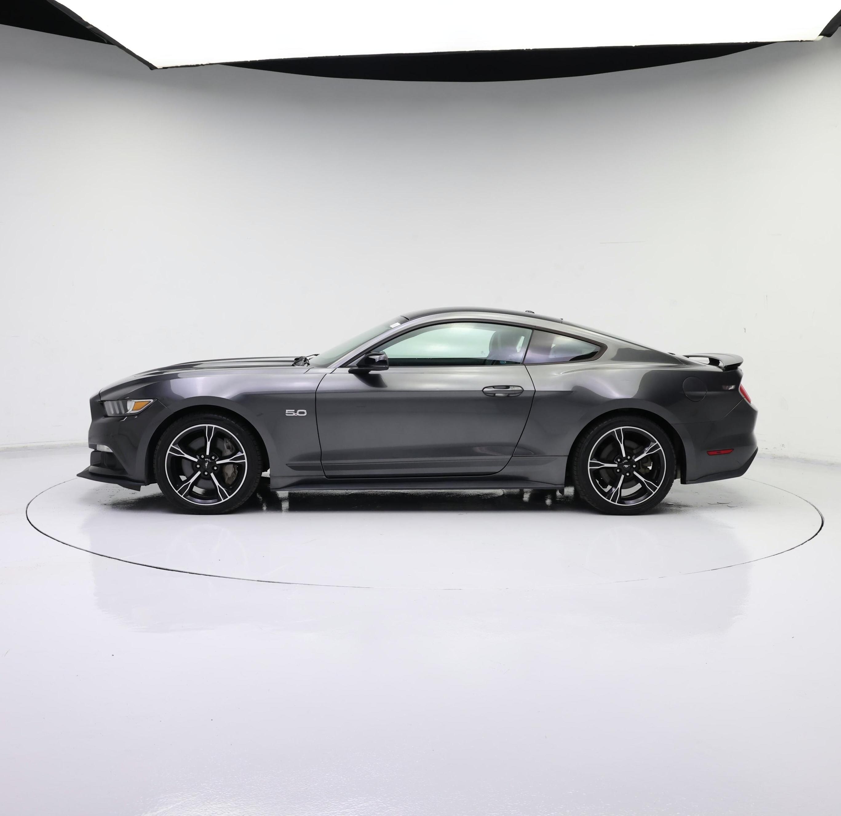 Thumbnail: 2017 Ford Mustang - 3