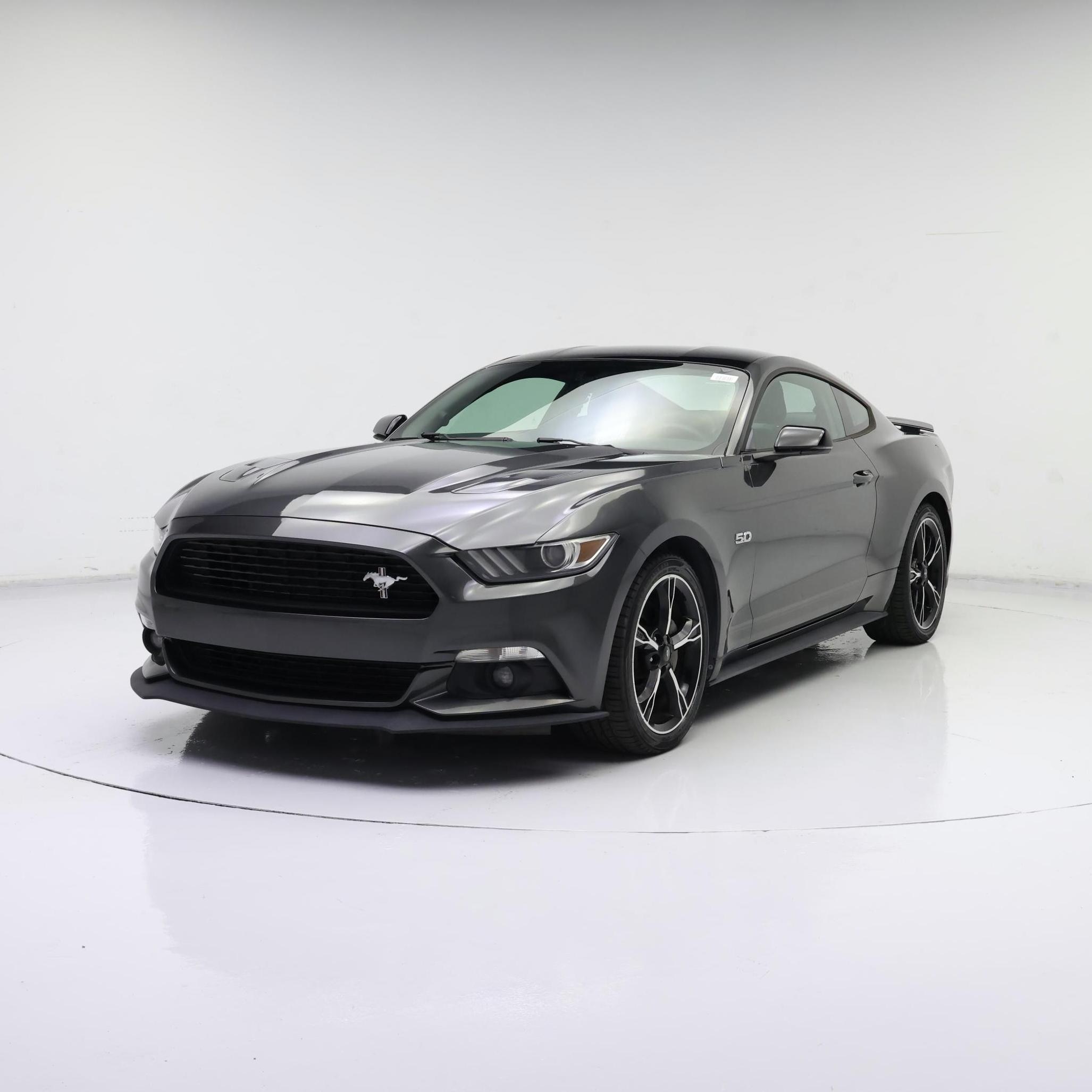 Thumbnail: 2017 Ford Mustang - 4