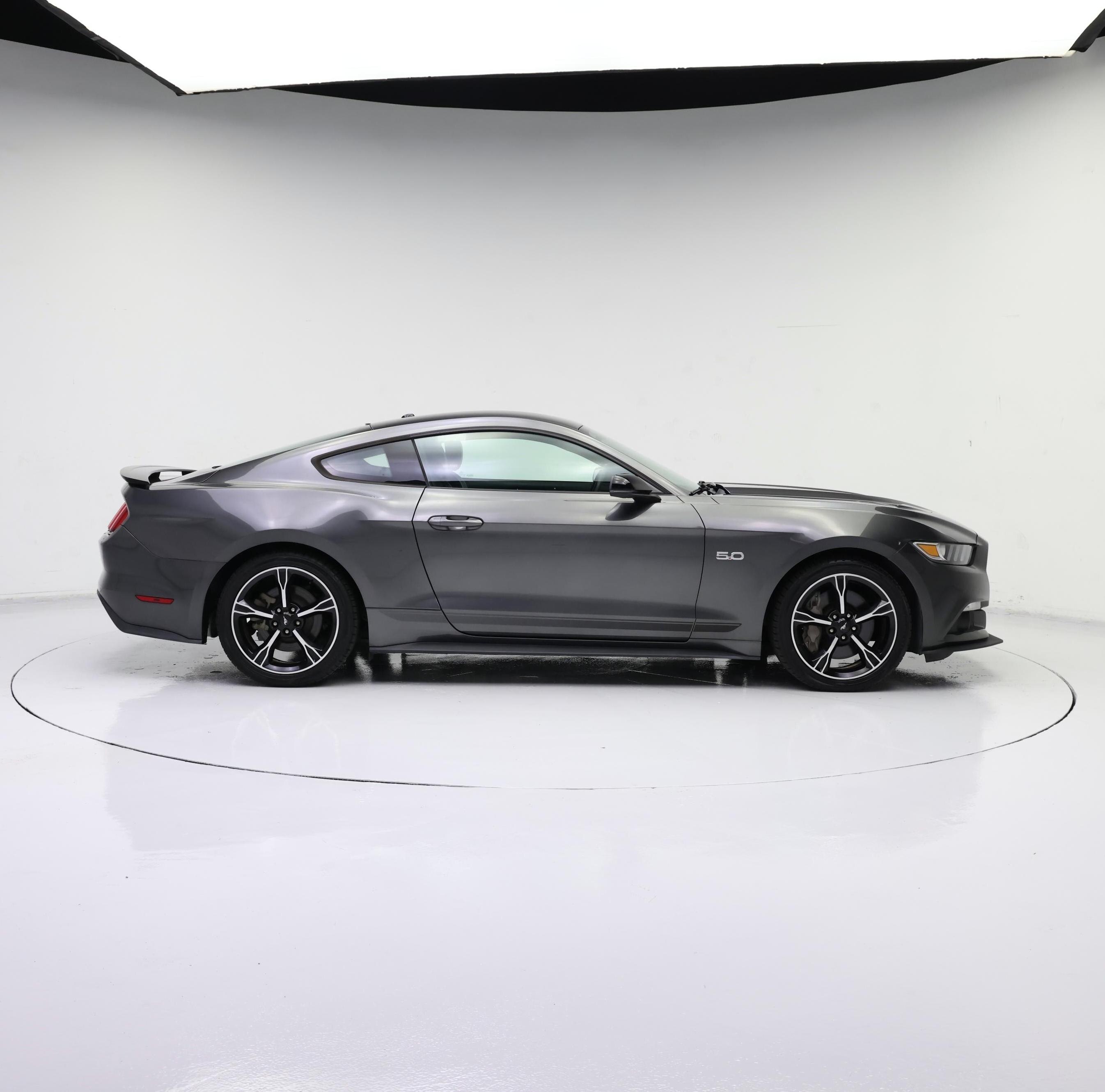 Thumbnail: 2017 Ford Mustang - 7