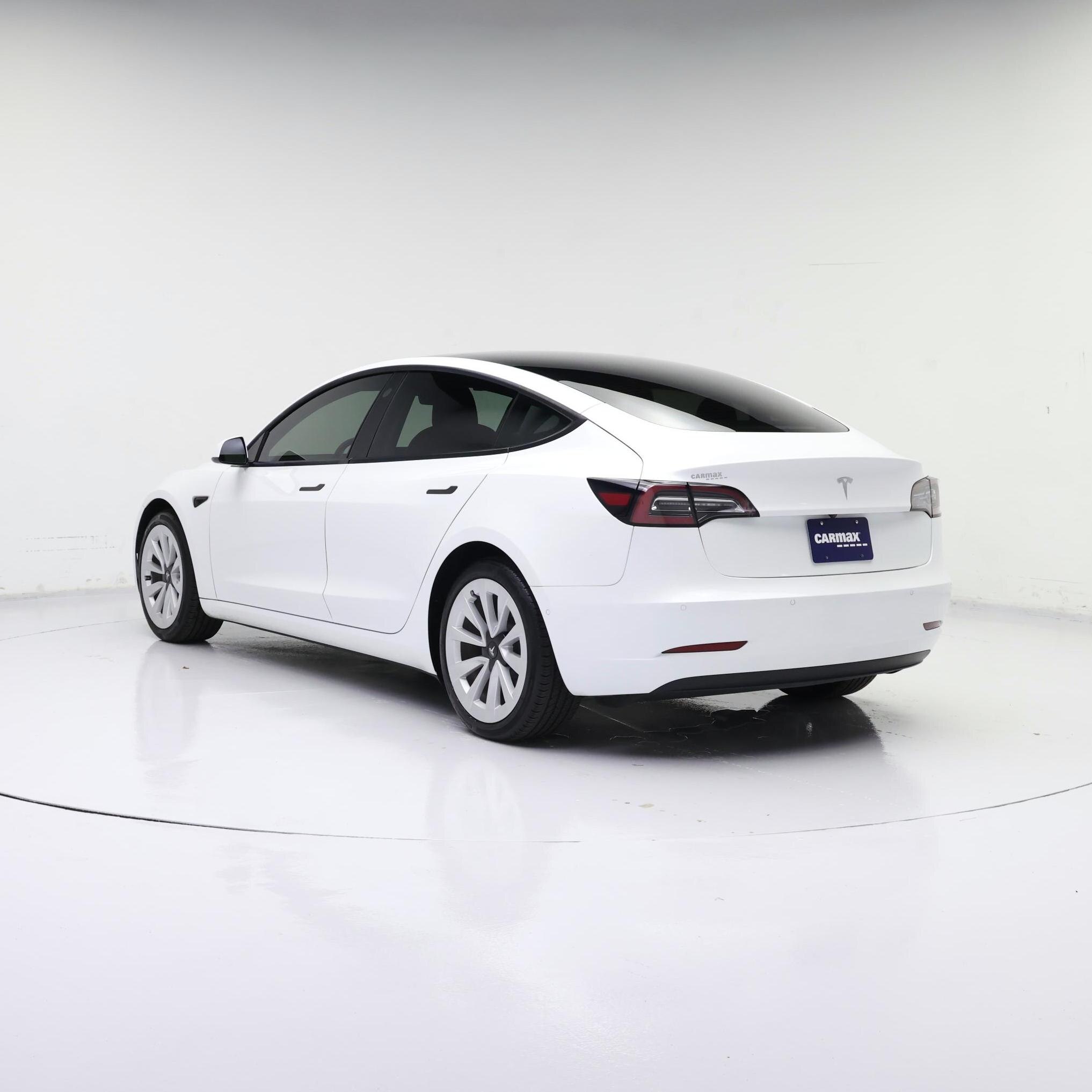 Thumbnail: 2022 Tesla Model 3 - 2
