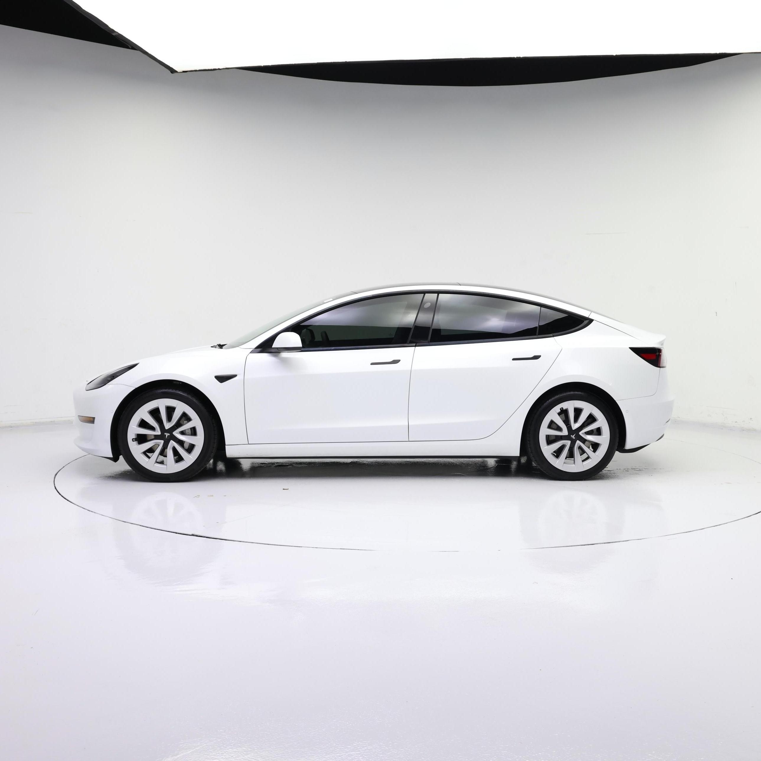 Thumbnail: 2022 Tesla Model 3 - 3