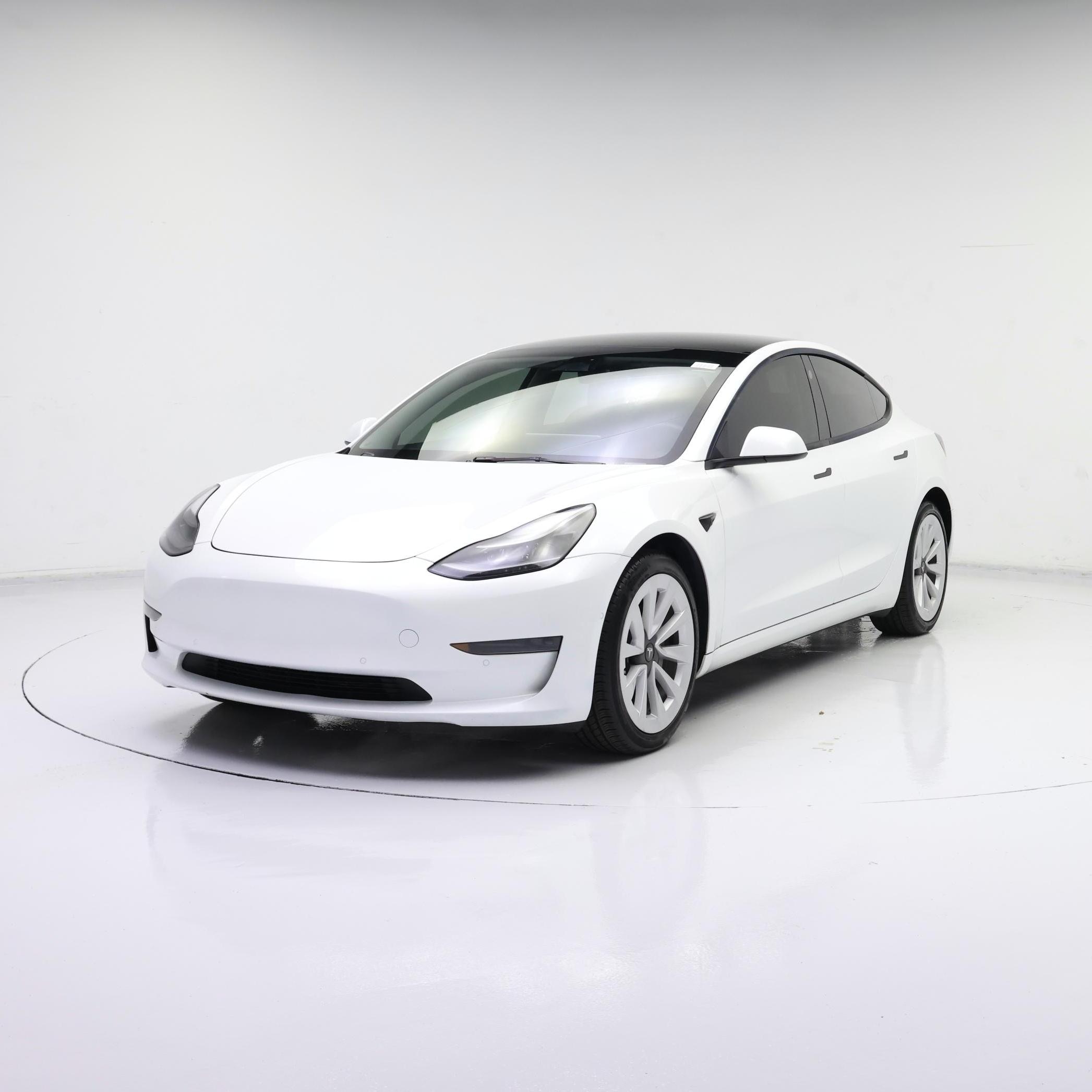 Thumbnail: 2022 Tesla Model 3 - 4