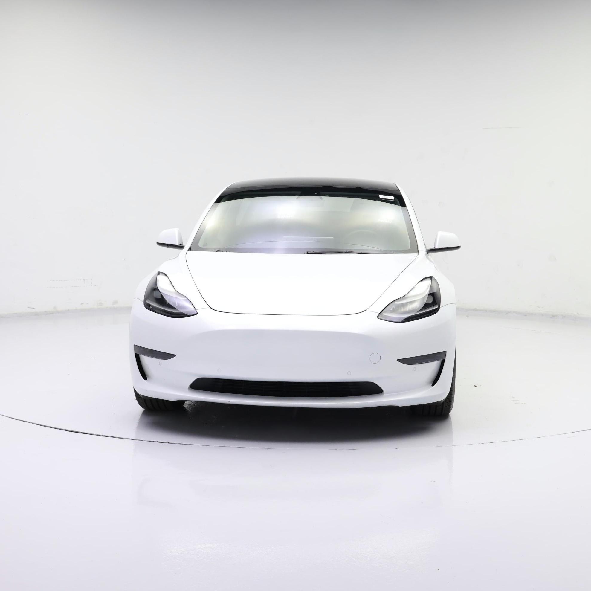 Thumbnail: 2022 Tesla Model 3 - 5