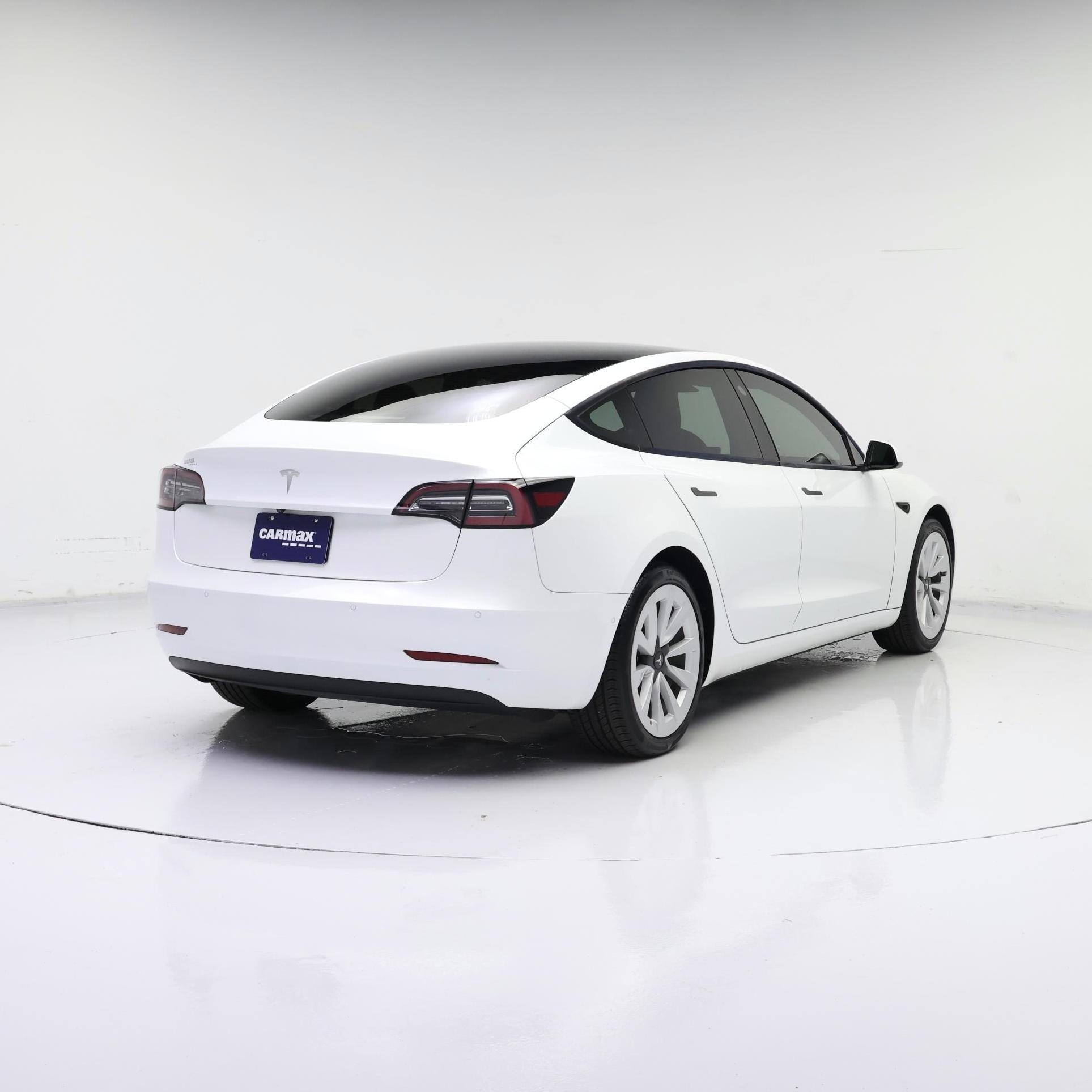 Thumbnail: 2022 Tesla Model 3 - 8
