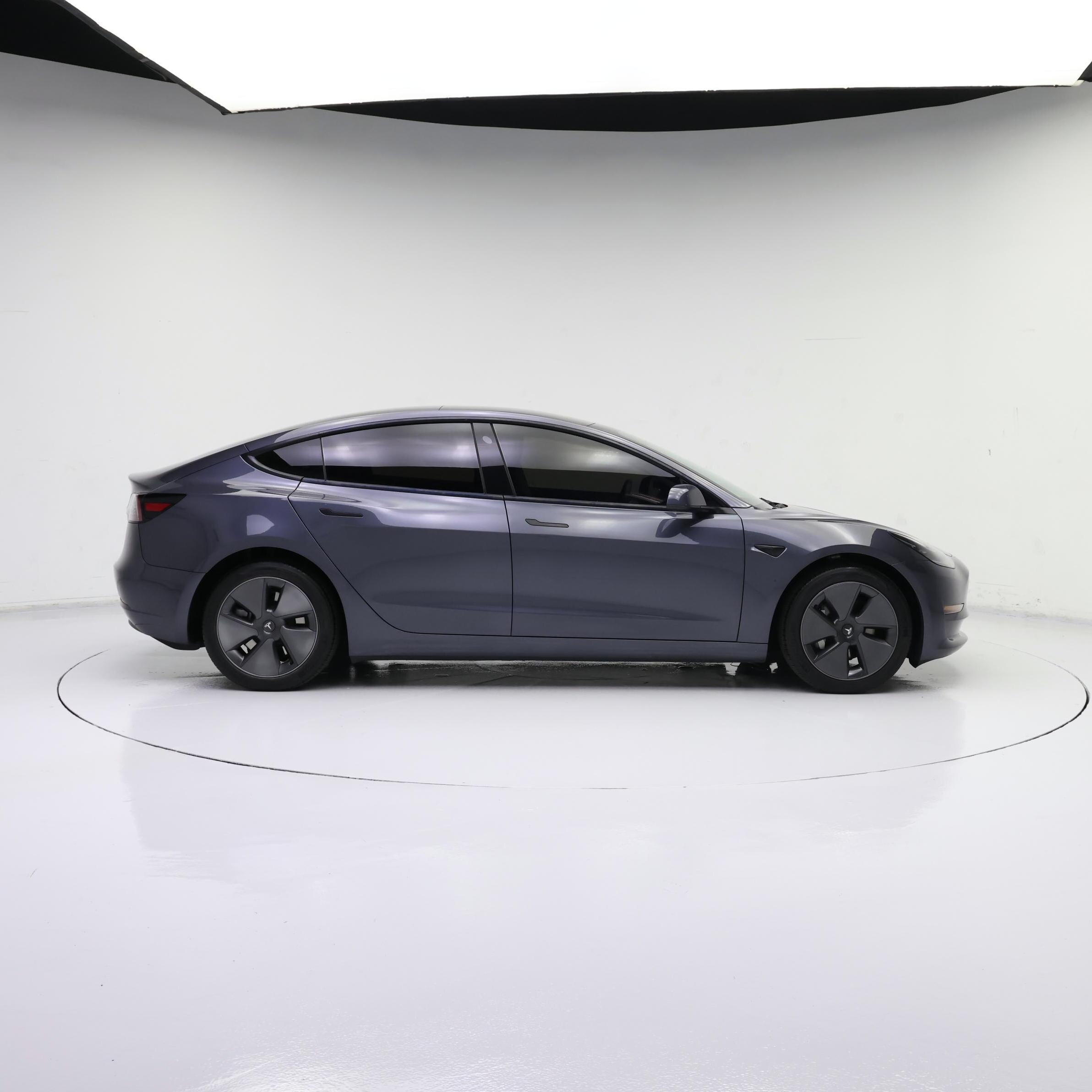 Thumbnail: 2023 Tesla Model 3 - 7