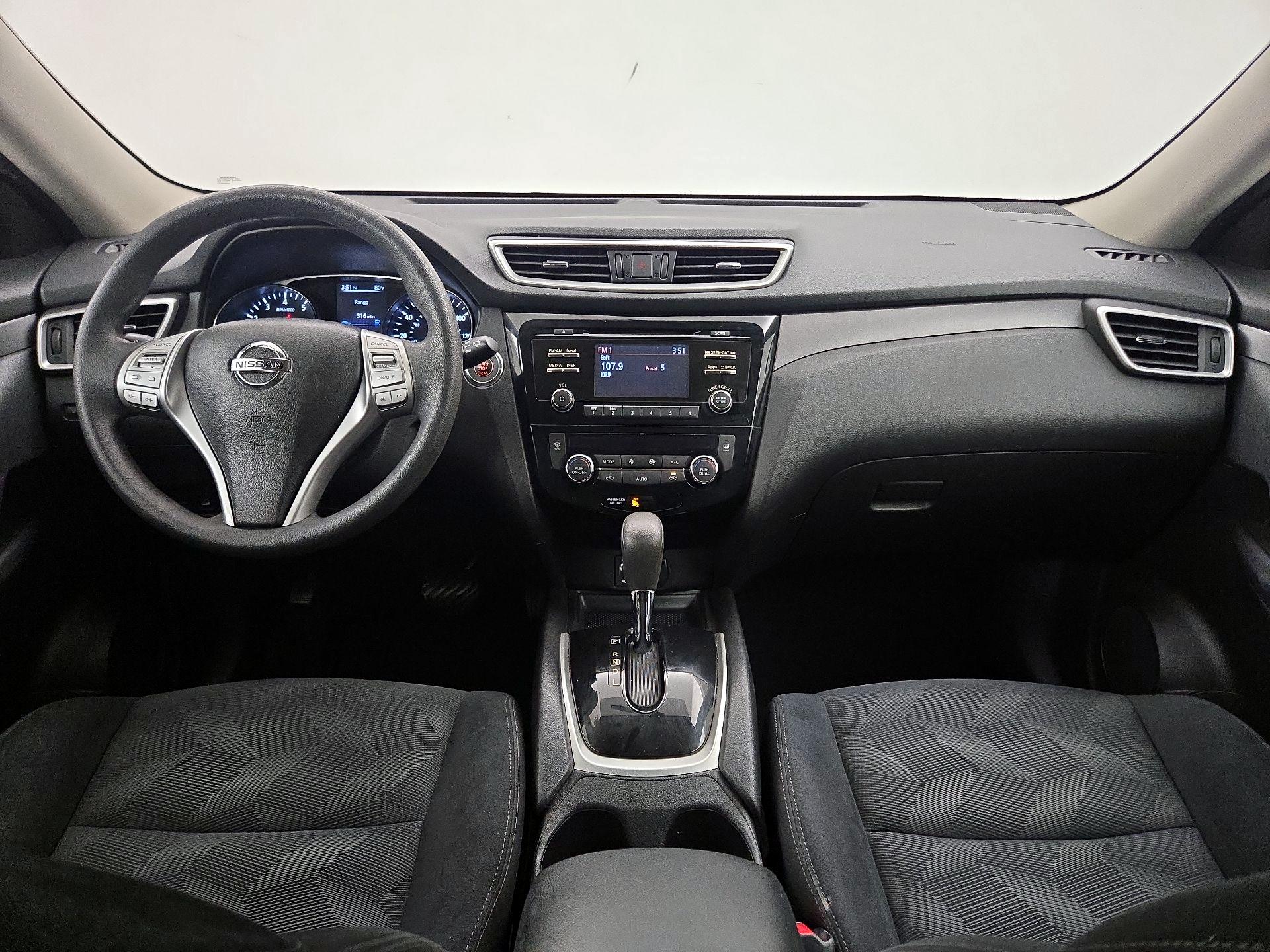 Thumbnail: 2015 Nissan Rogue - 9