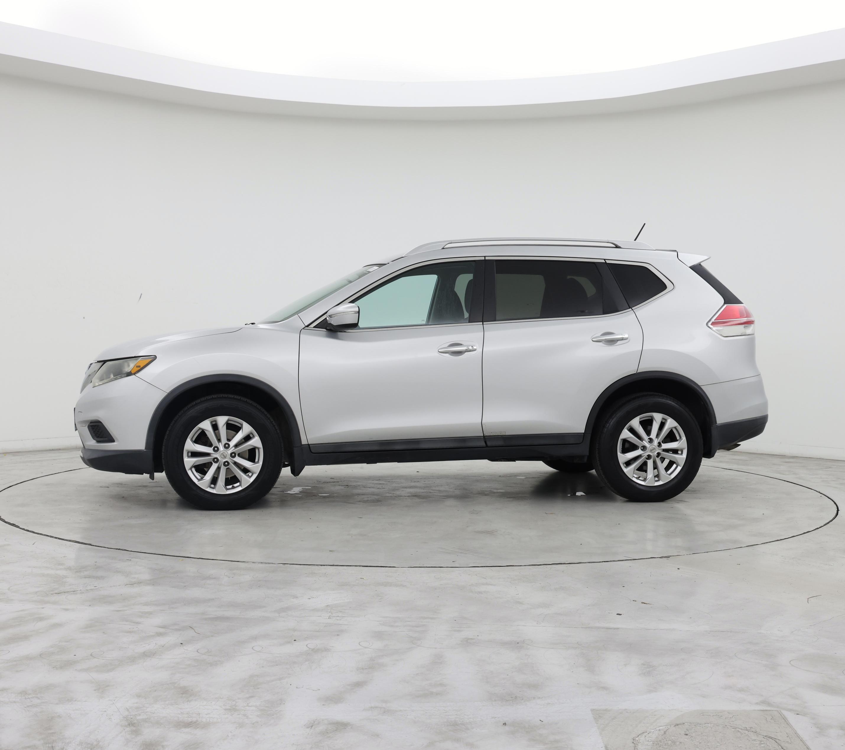 Thumbnail: 2015 Nissan Rogue - 3