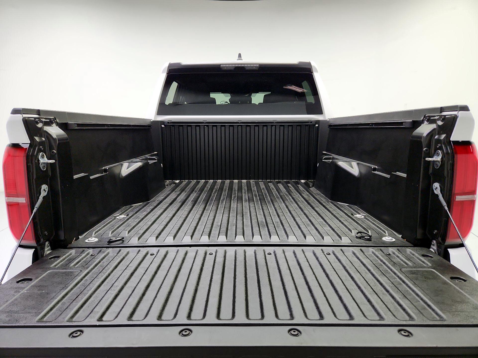 Thumbnail: 2024 Toyota Tacoma - 20