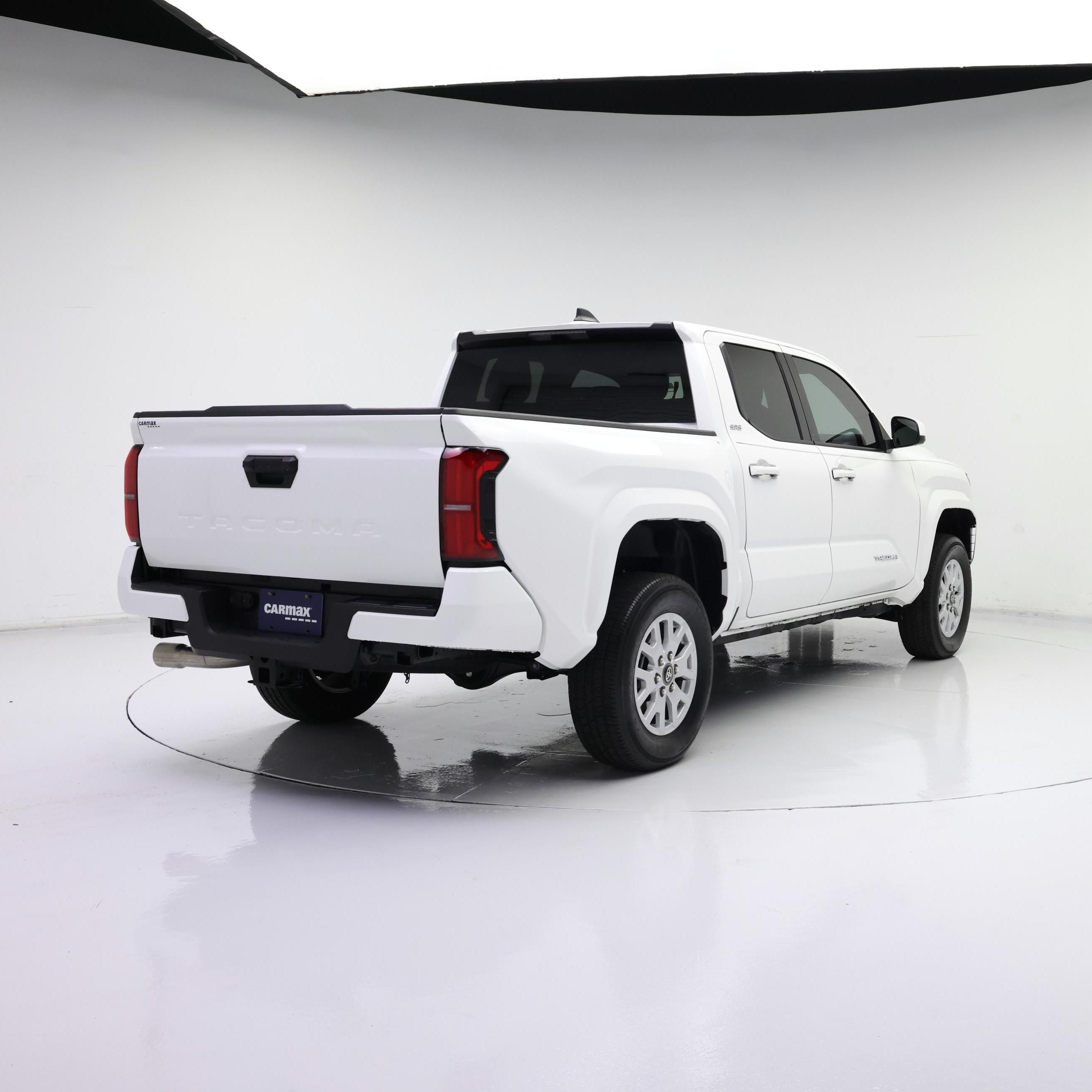 Thumbnail: 2024 Toyota Tacoma - 8