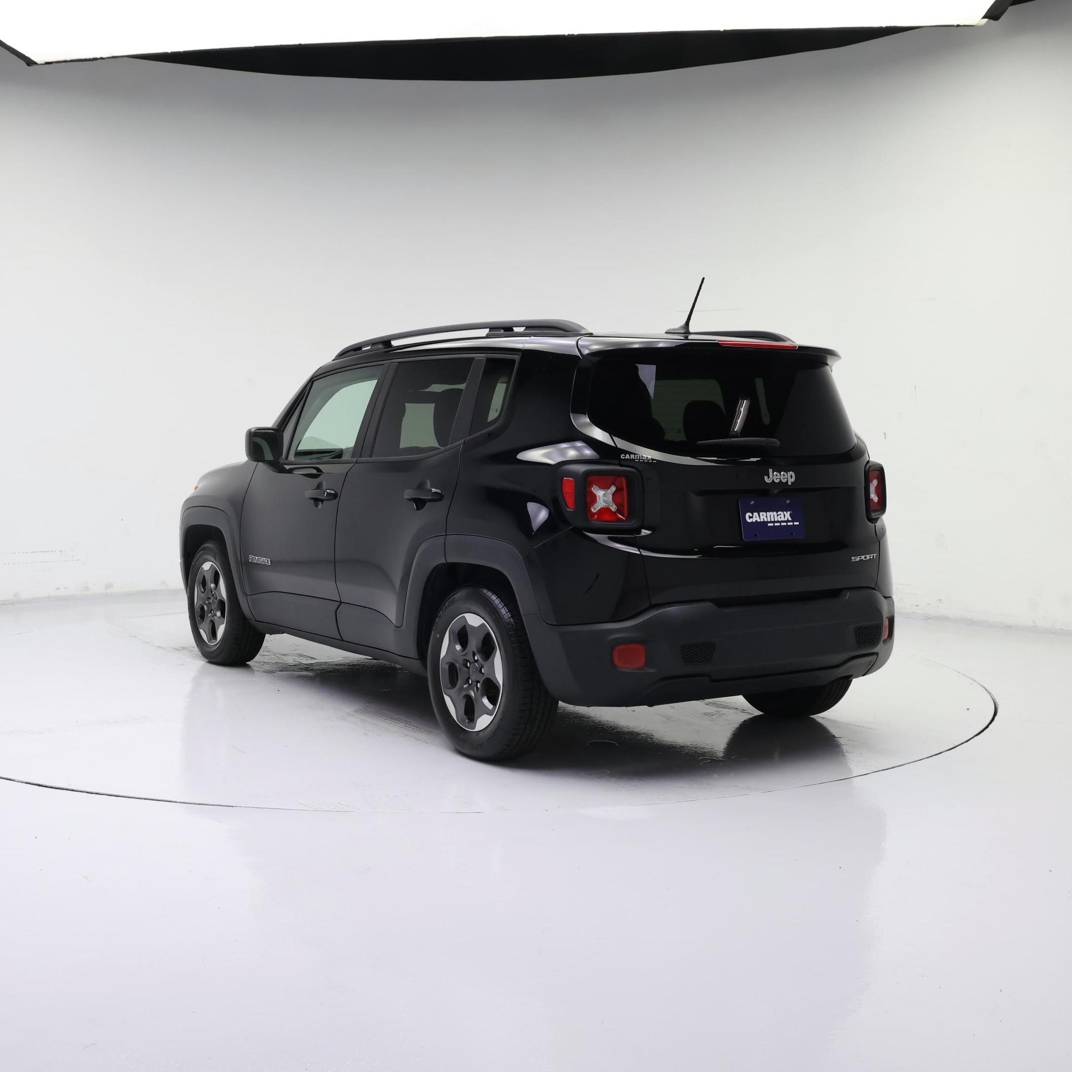 Thumbnail: 2016 Jeep Renegade - 2