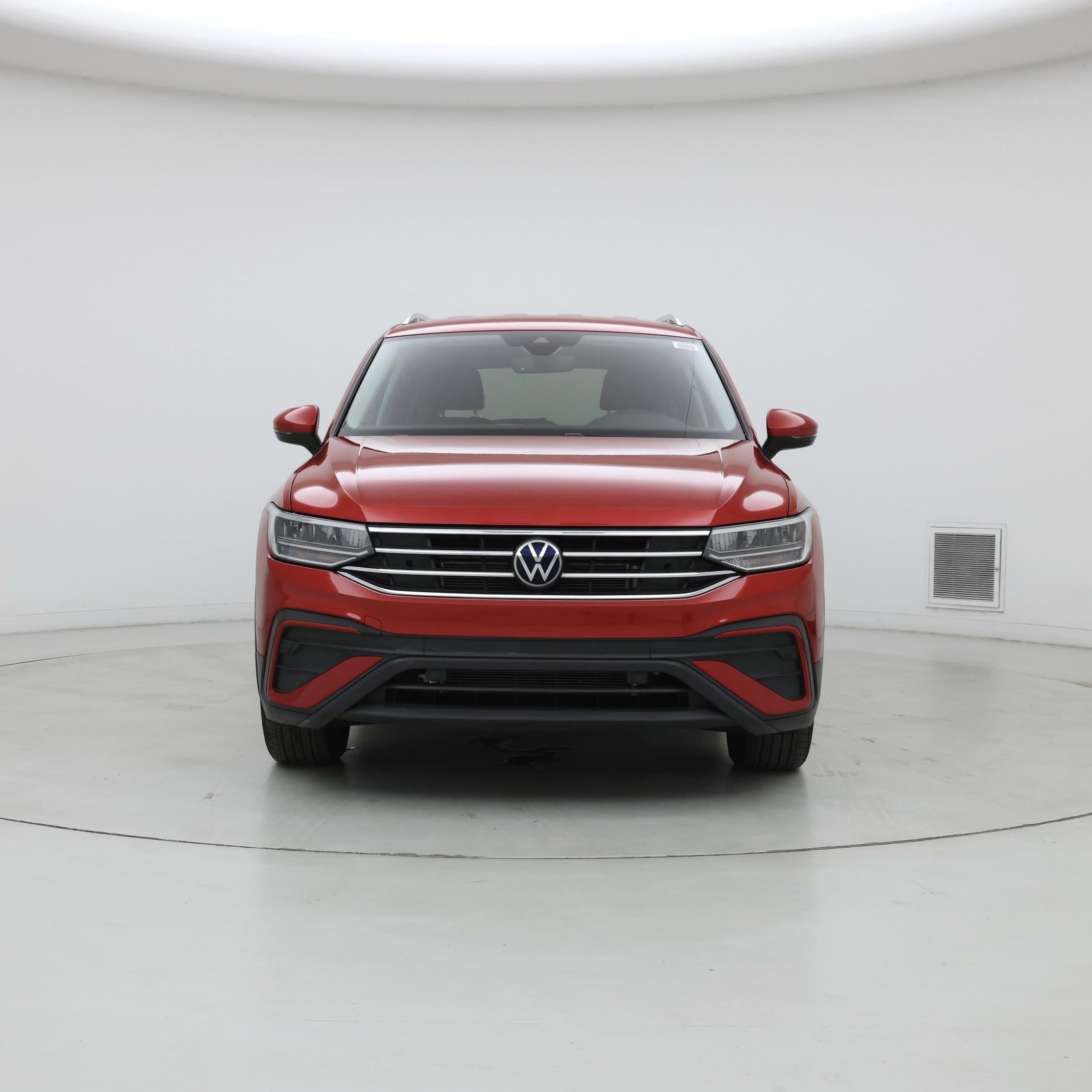 Thumbnail: 2023 Volkswagen Tiguan - 5