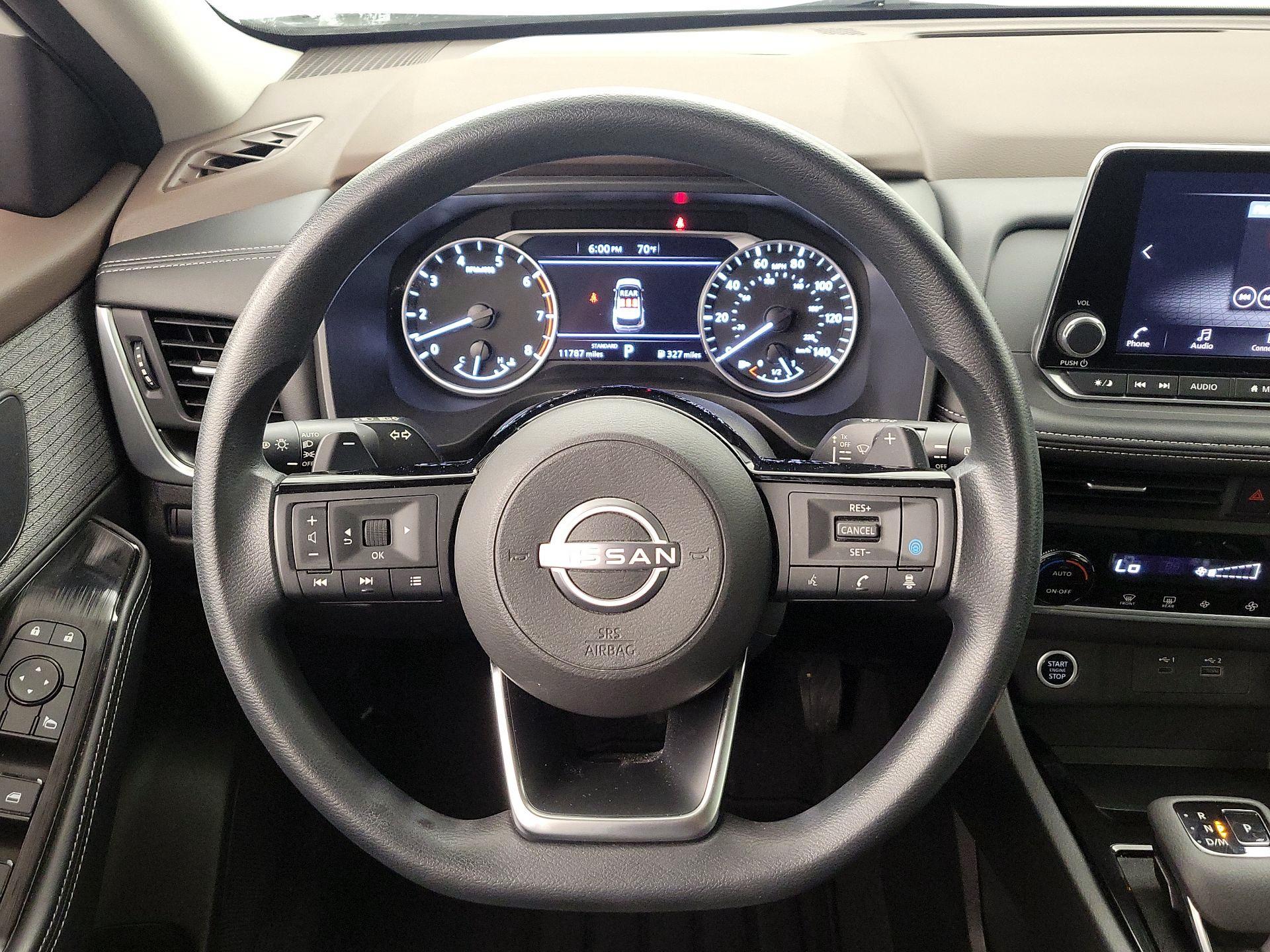 Thumbnail: 2023 Nissan Rogue - 10