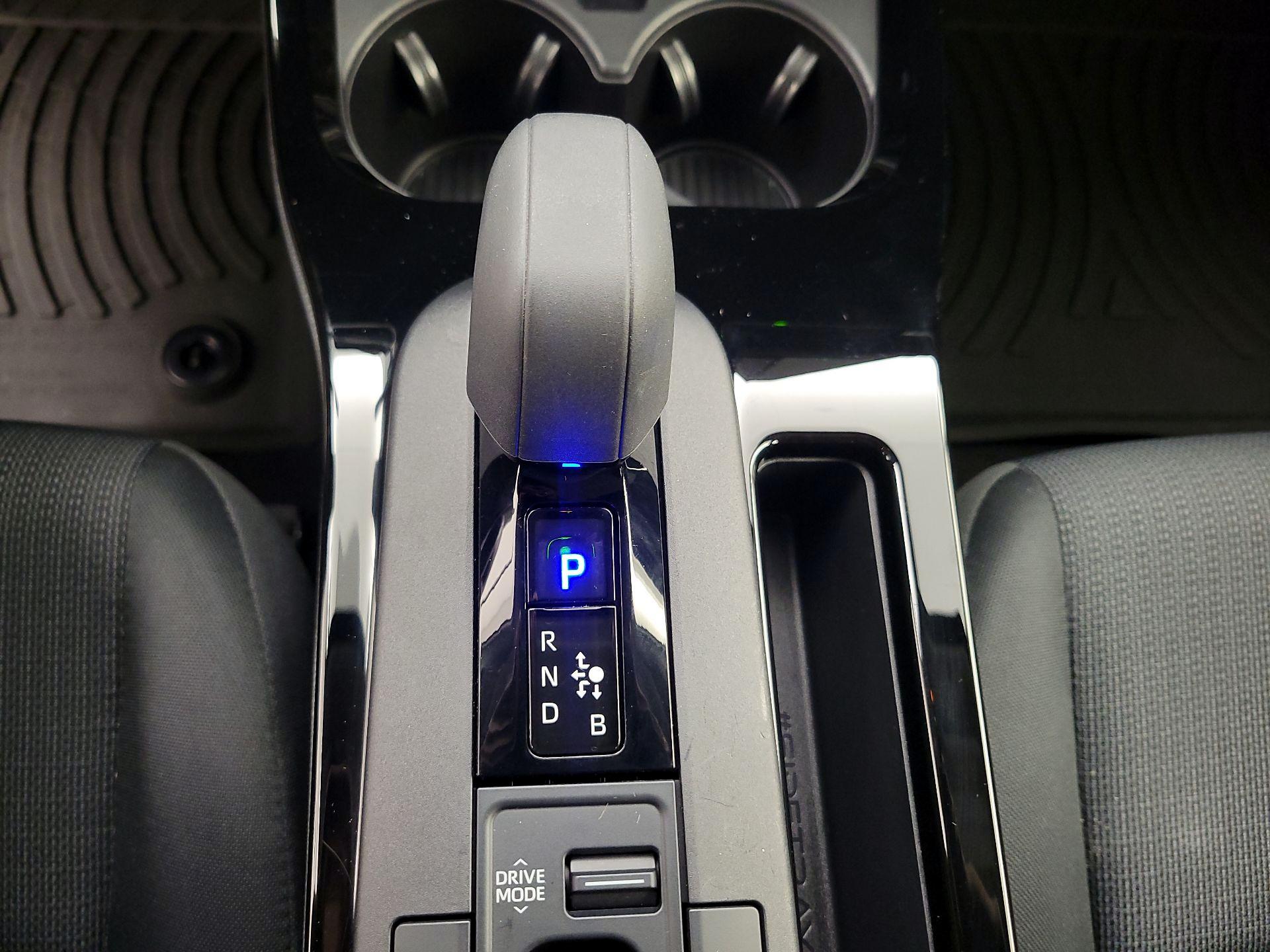 Thumbnail: 2024 Toyota Prius - 17