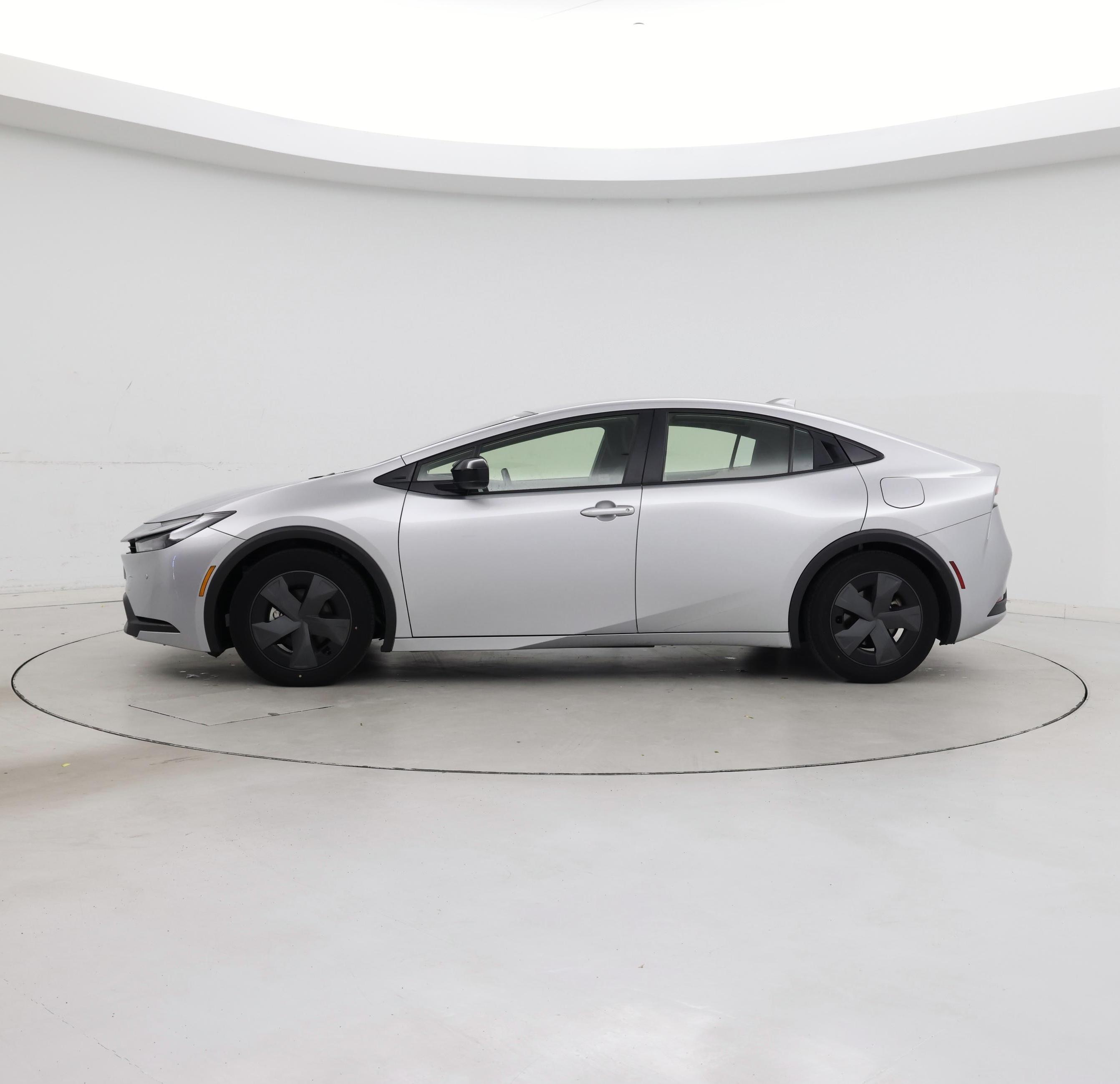 Thumbnail: 2024 Toyota Prius - 3