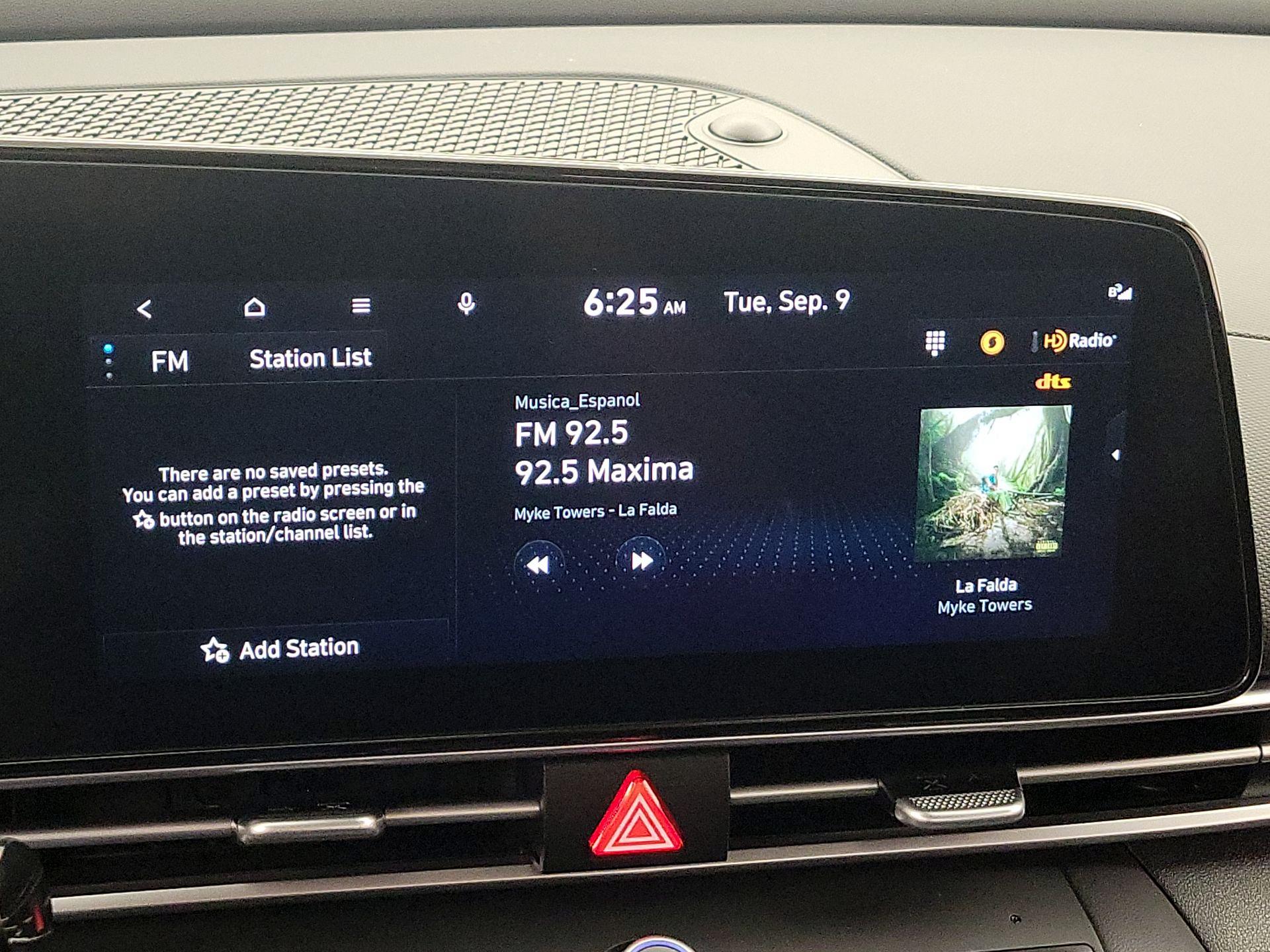 Thumbnail: 2023 Hyundai Elantra - 16