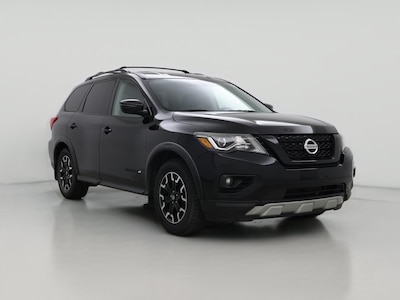Black 2020 Nissan Pathfinder SV