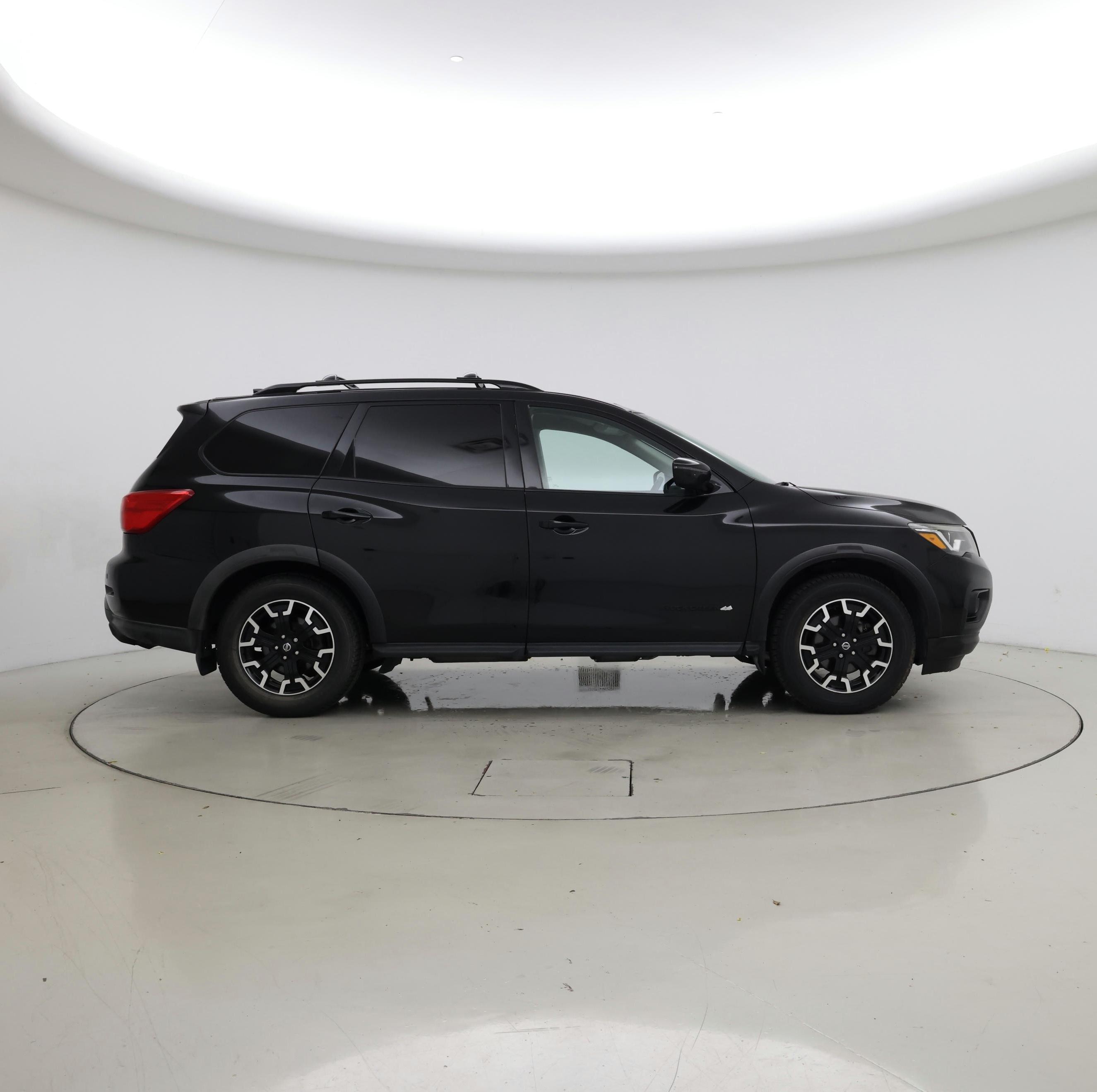 Thumbnail: 2020 Nissan Pathfinder - 7