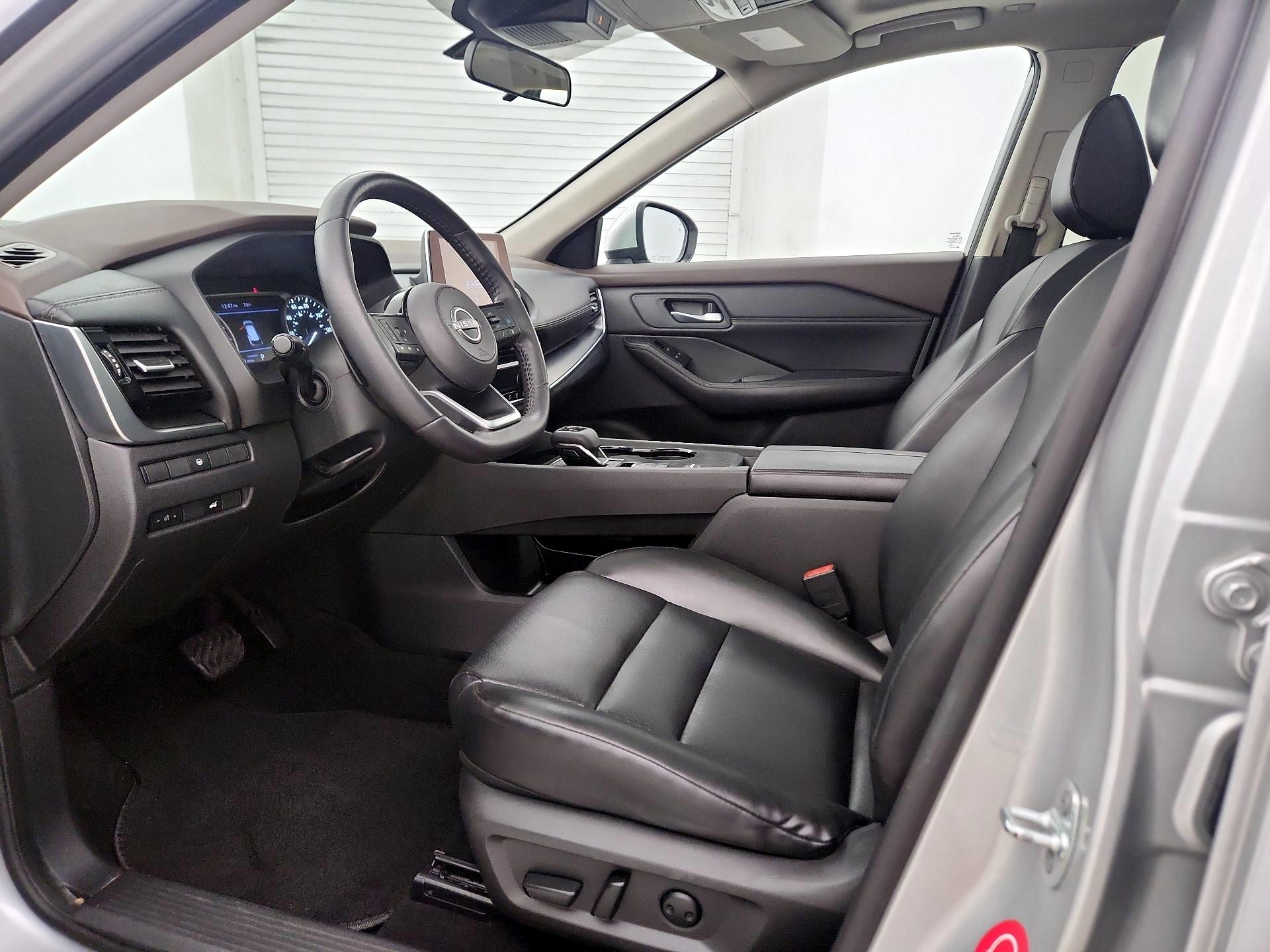 Thumbnail: 2023 Nissan Rogue - 11