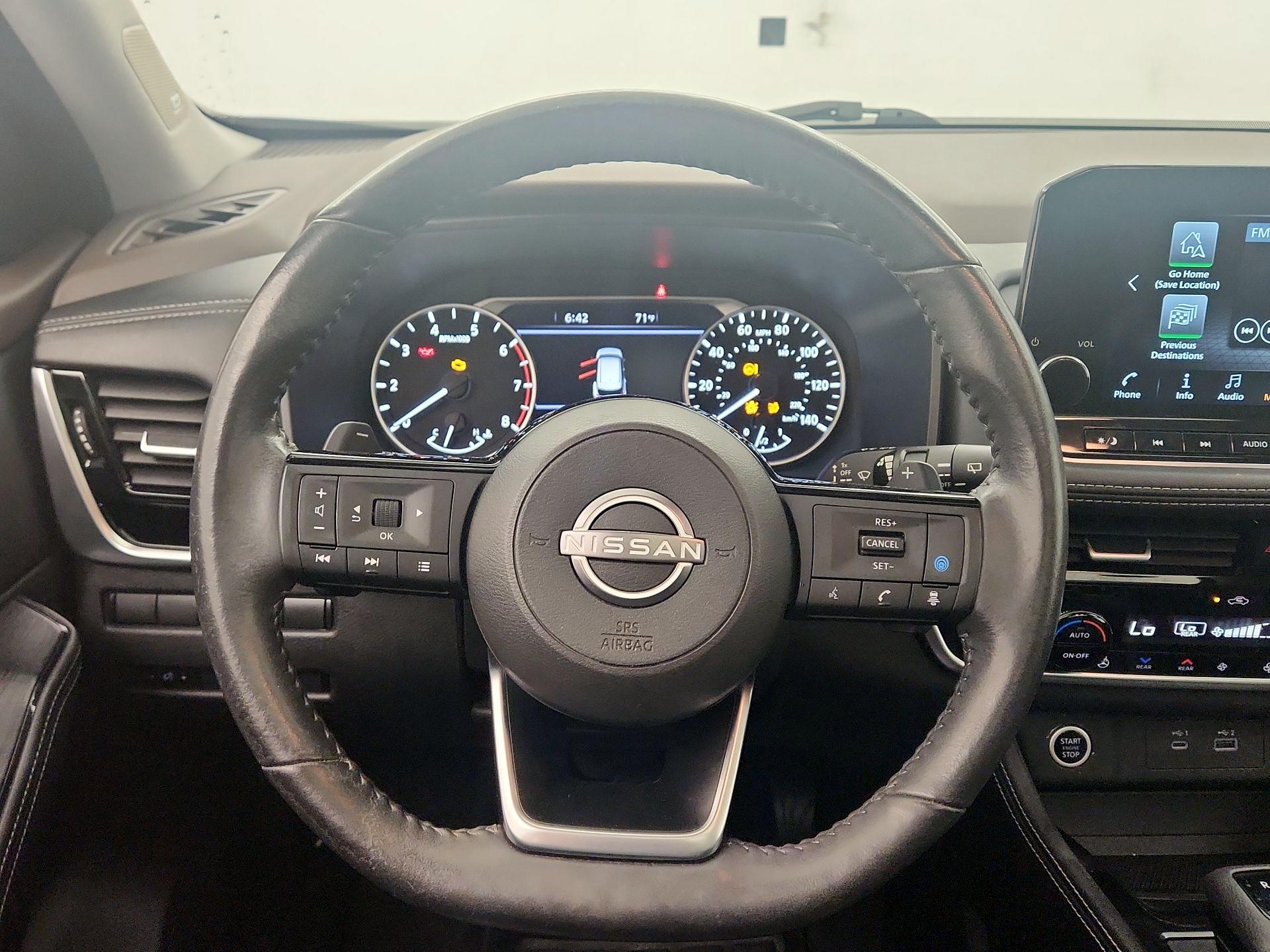 Thumbnail: 2022 Nissan Rogue - 10