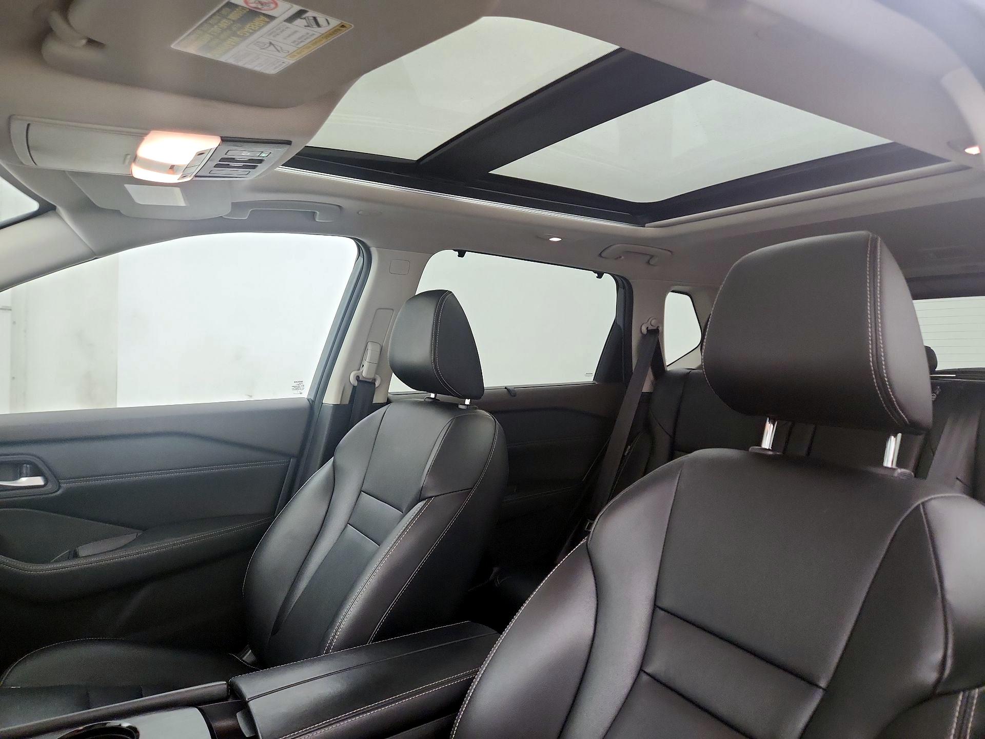 Thumbnail: 2022 Nissan Rogue - 20