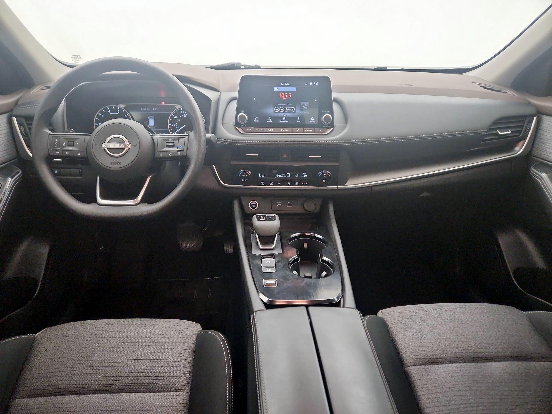 Thumbnail: 2023 Nissan Rogue - 9