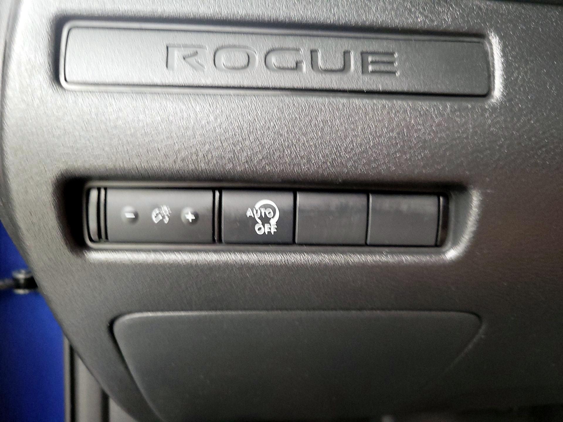 Thumbnail: 2023 Nissan Rogue - 13