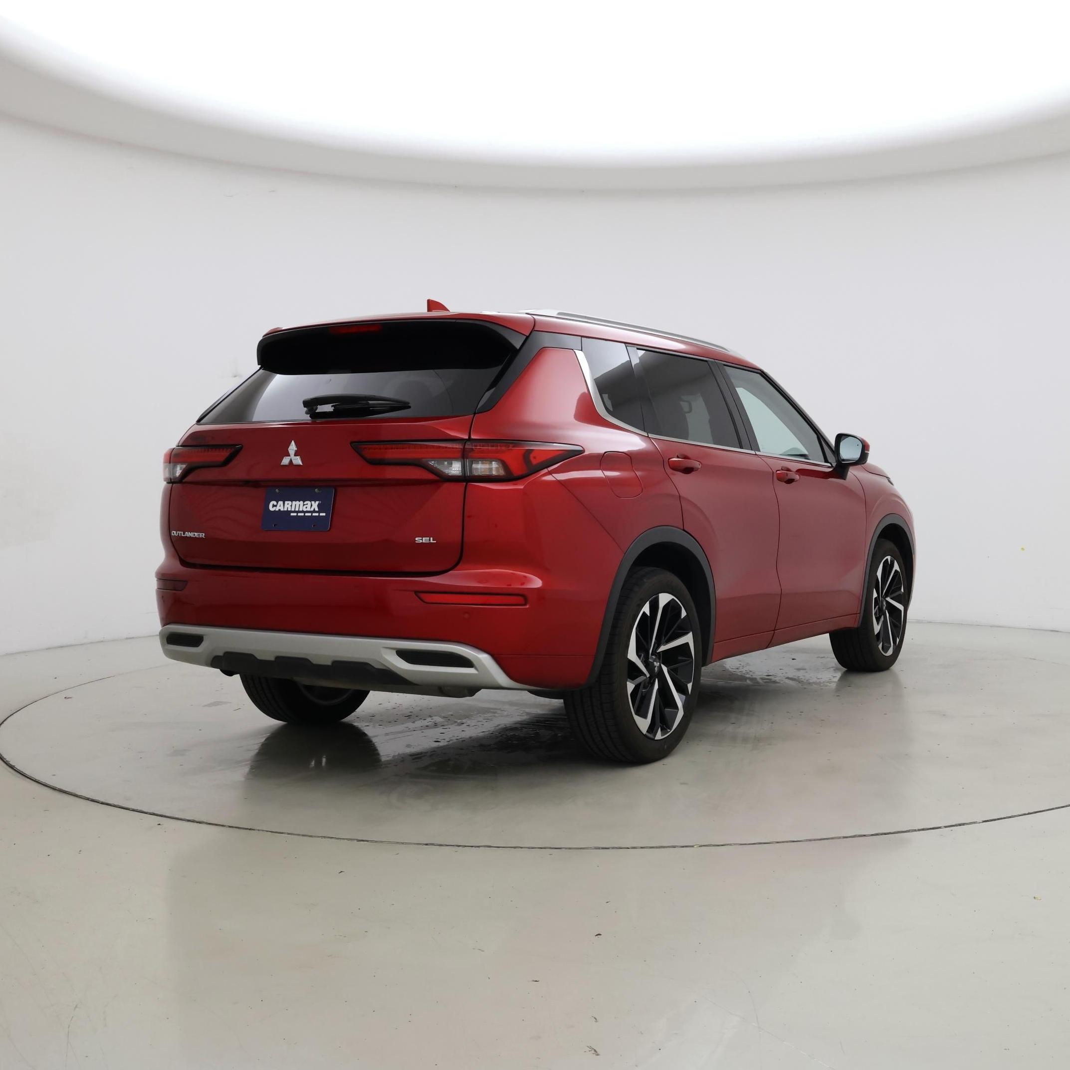Thumbnail: 2024 Mitsubishi Outlander - 8