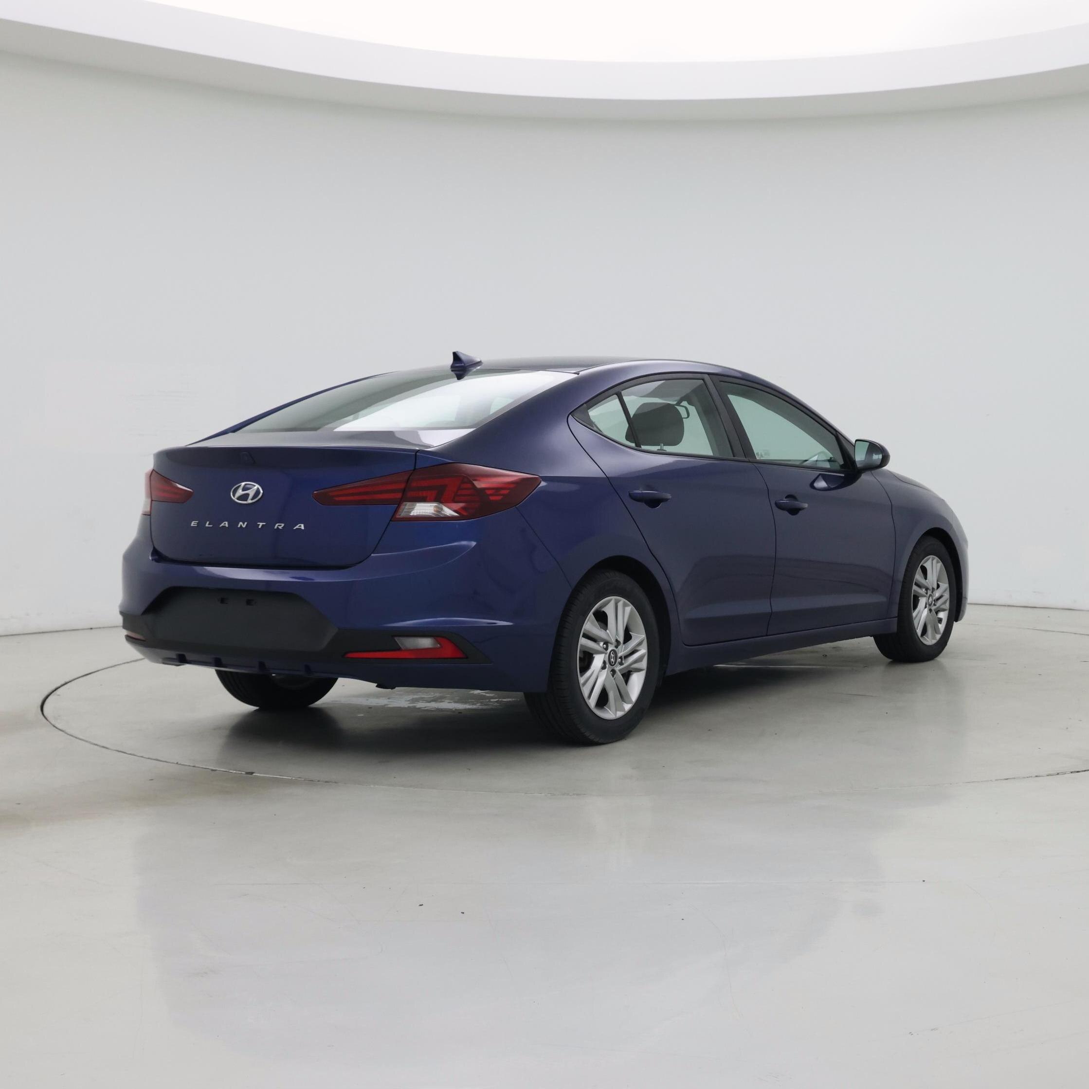 Thumbnail: 2020 Hyundai Elantra - 8