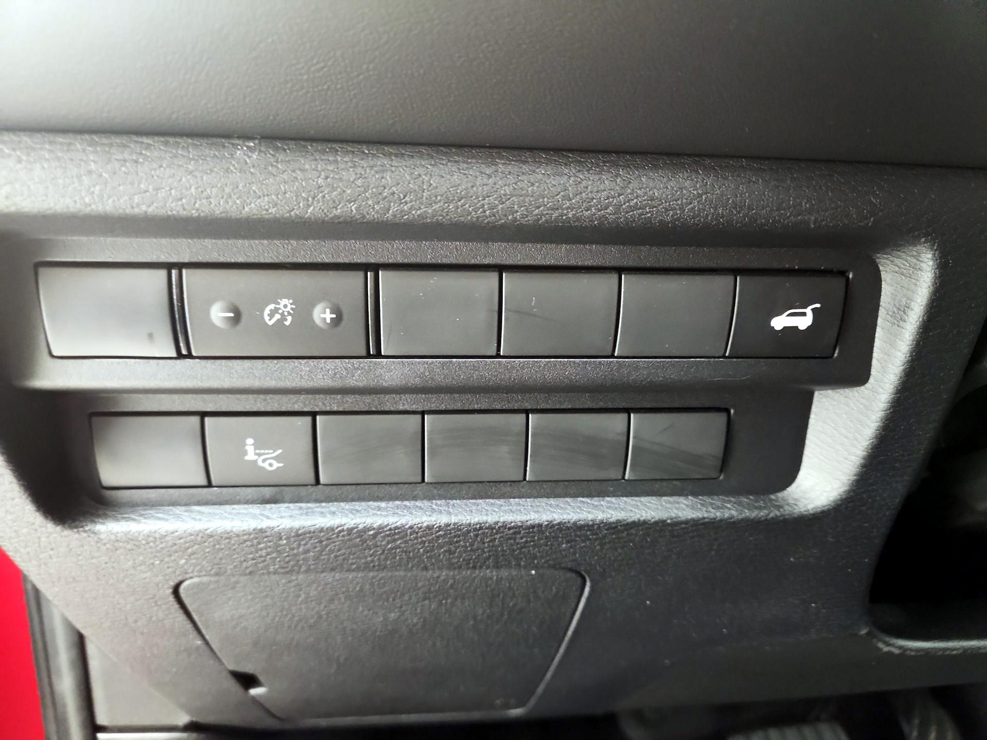 Thumbnail: 2024 Mitsubishi Outlander - 13