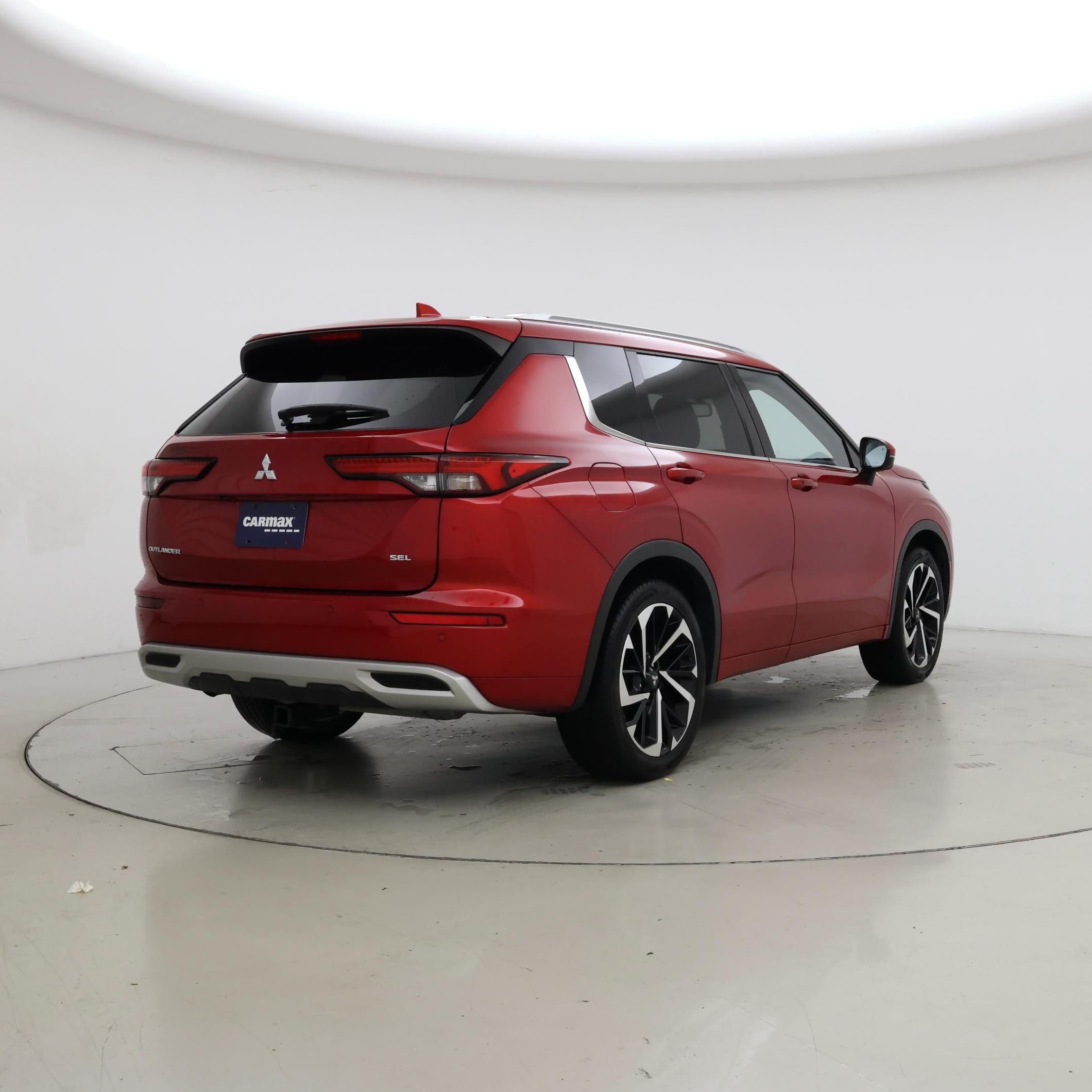 Thumbnail: 2024 Mitsubishi Outlander - 8