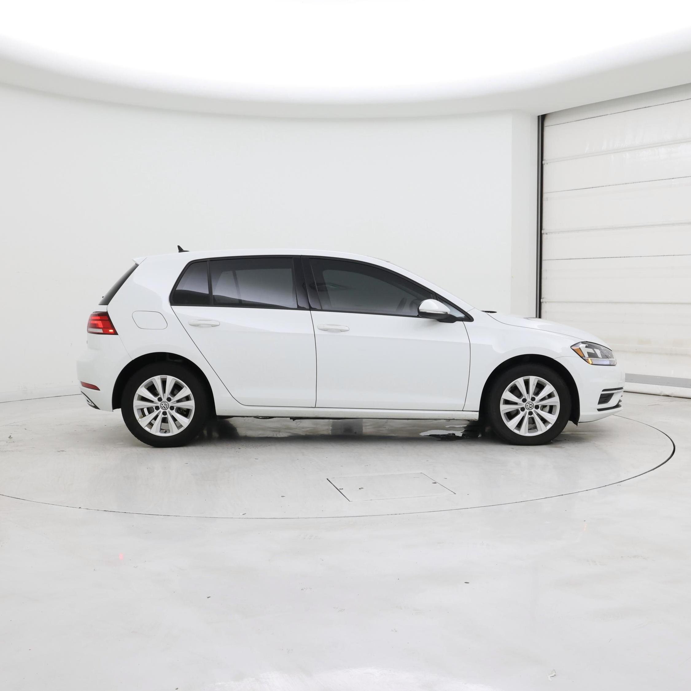 Thumbnail: 2020 Volkswagen Golf - 7